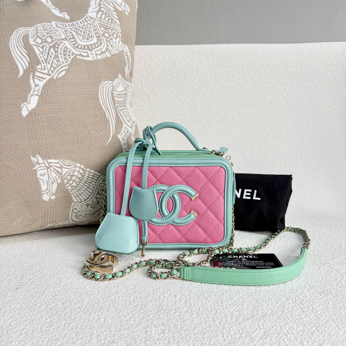Chanel - Vanity Case Camera Bag - Leather - Multicolour - (mini)