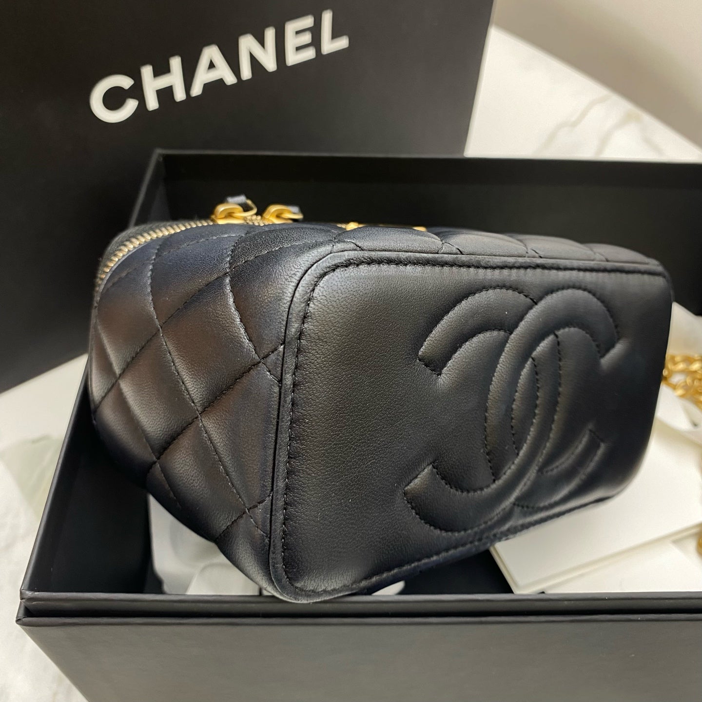 Chanel - Vanity Case - Lambskin leather - Black - (mini)
