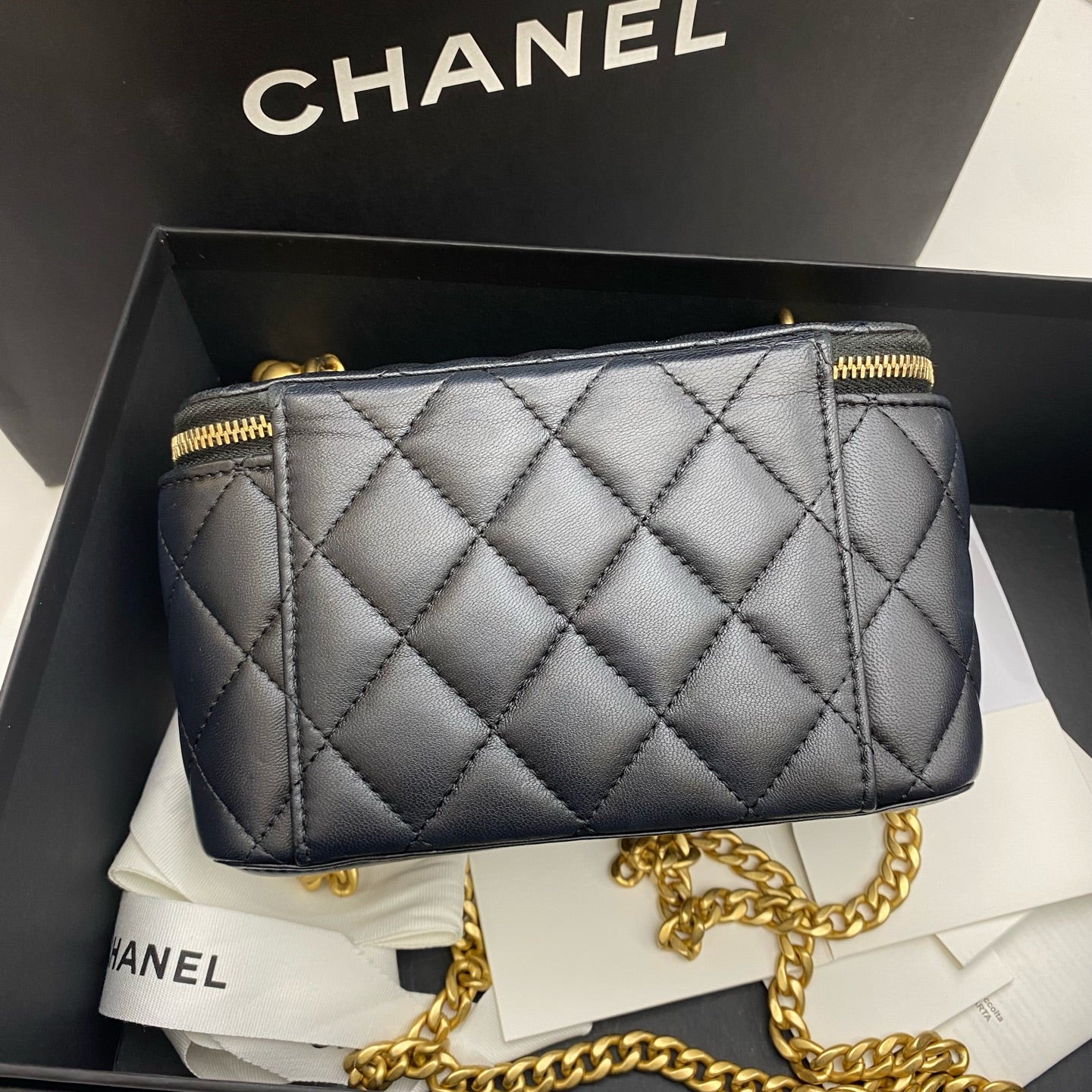 Chanel - Vanity Case - Lambskin leather - Black - (mini)