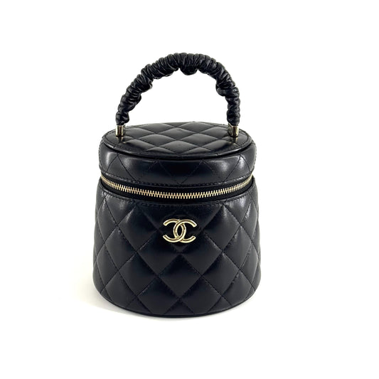 Chanel - Vanity Case - Leather - Black - (mini)