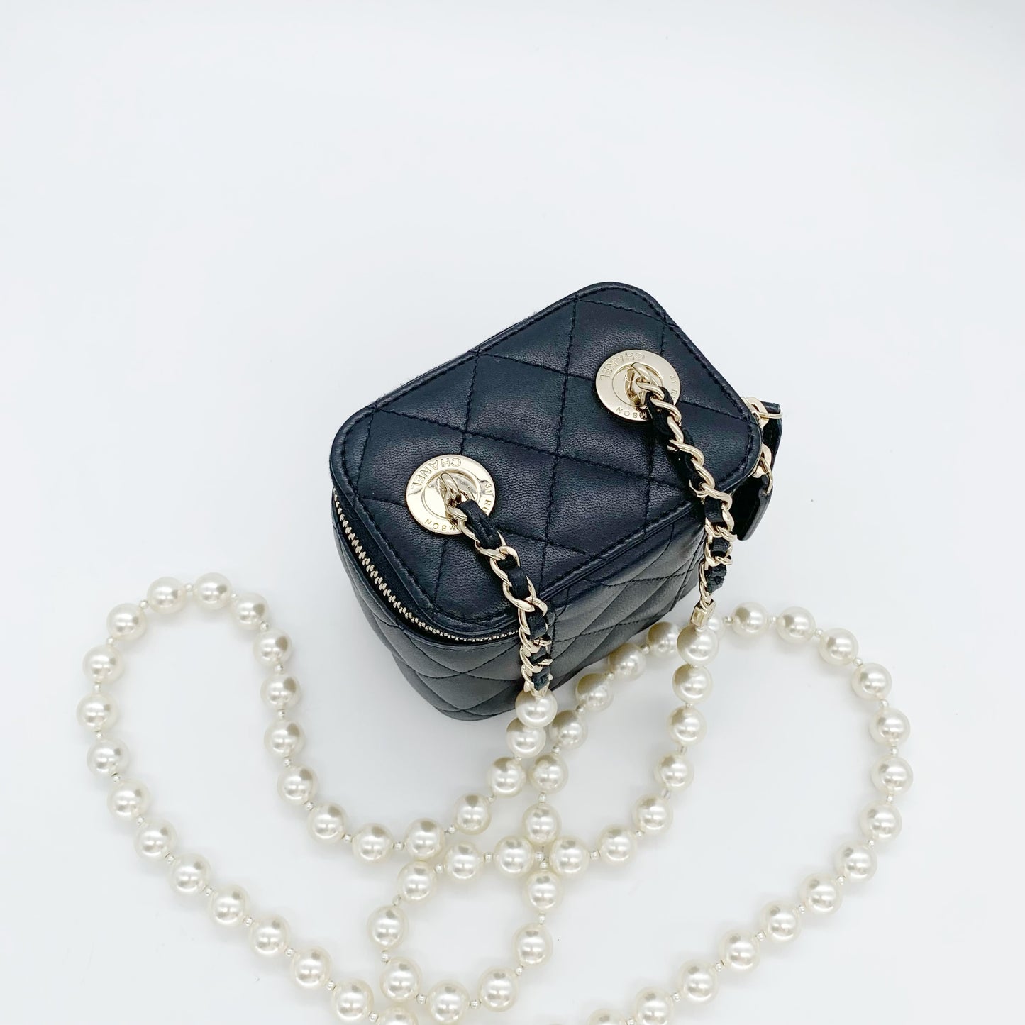 Chanel - Vanity Case - Leather - Black - (mini)