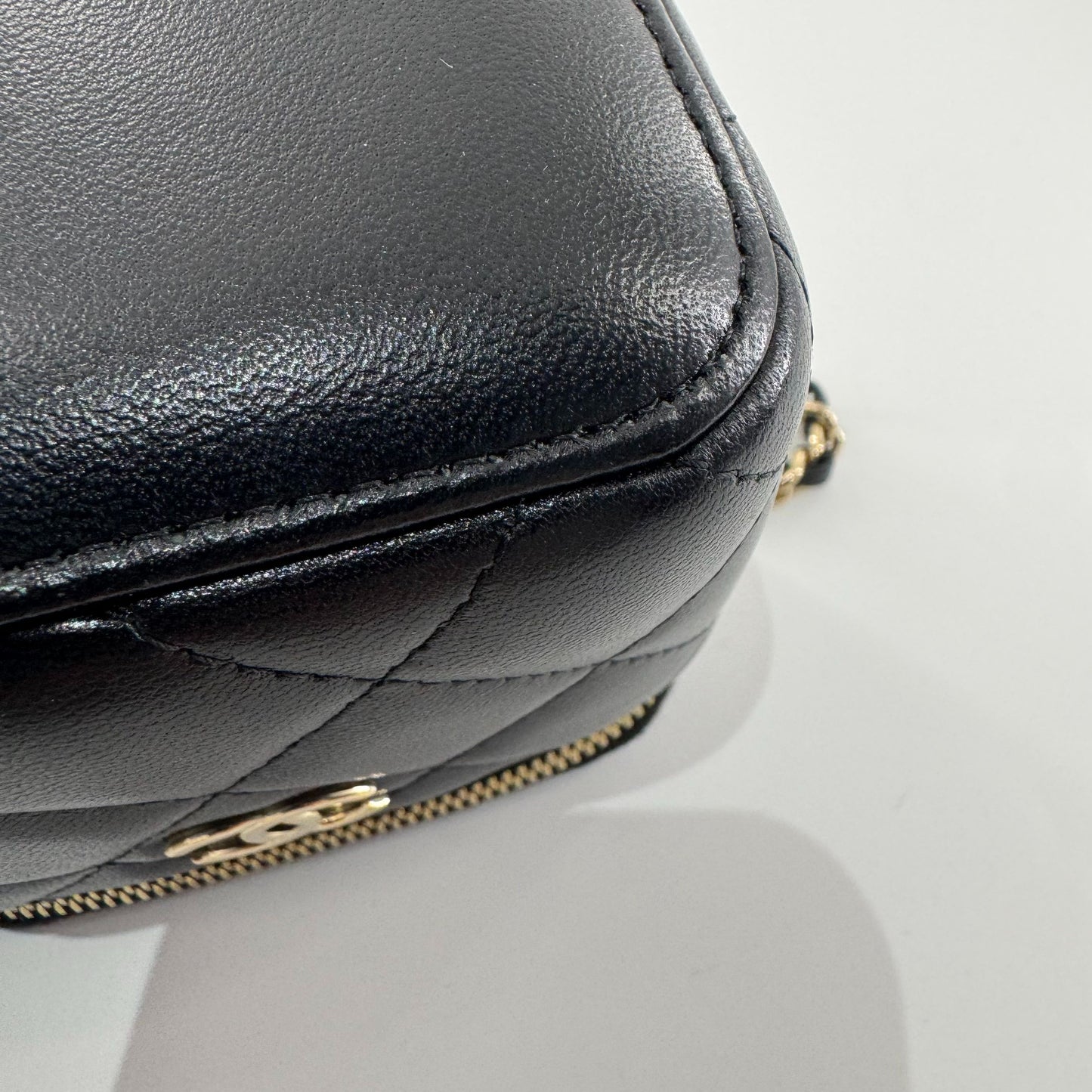 Chanel - Vanity Case - Leather - Black - (mini)