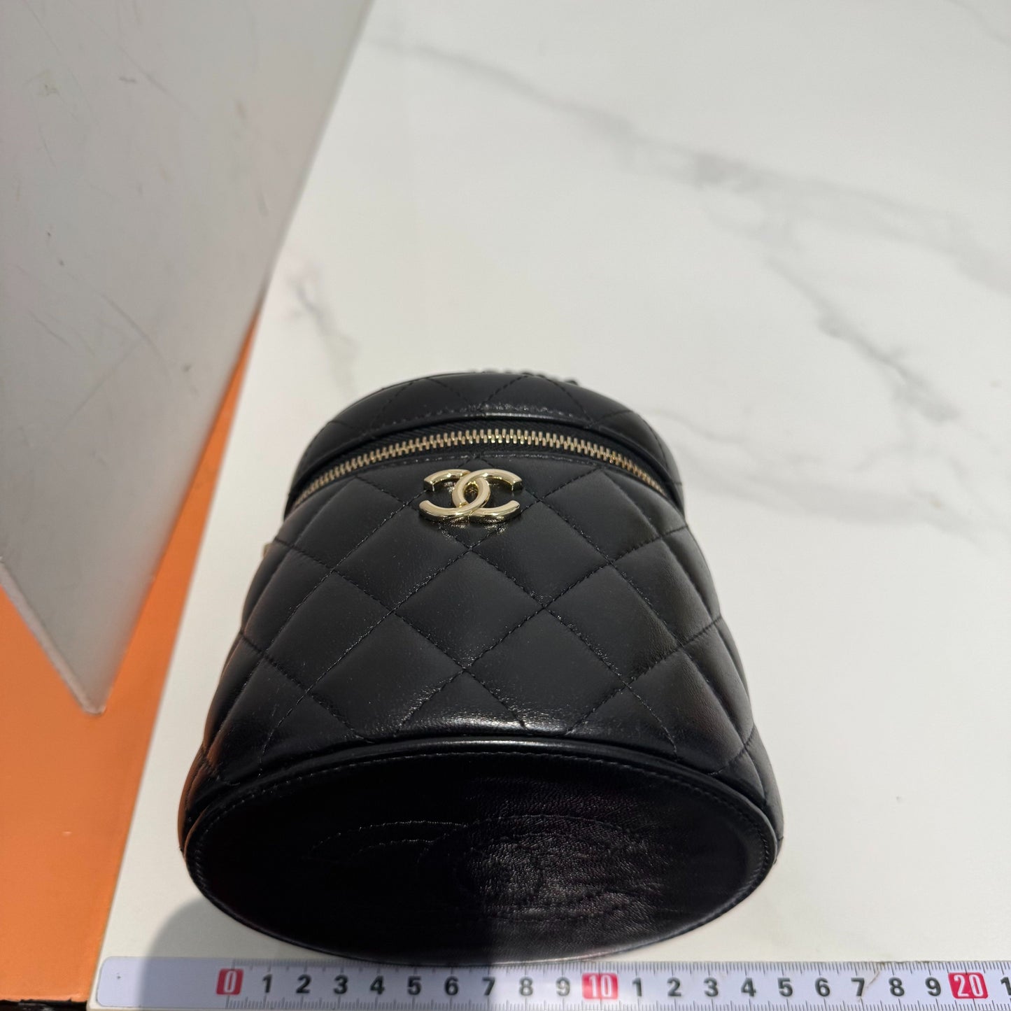 Chanel - Vanity Case - Leather - Black - (mini)
