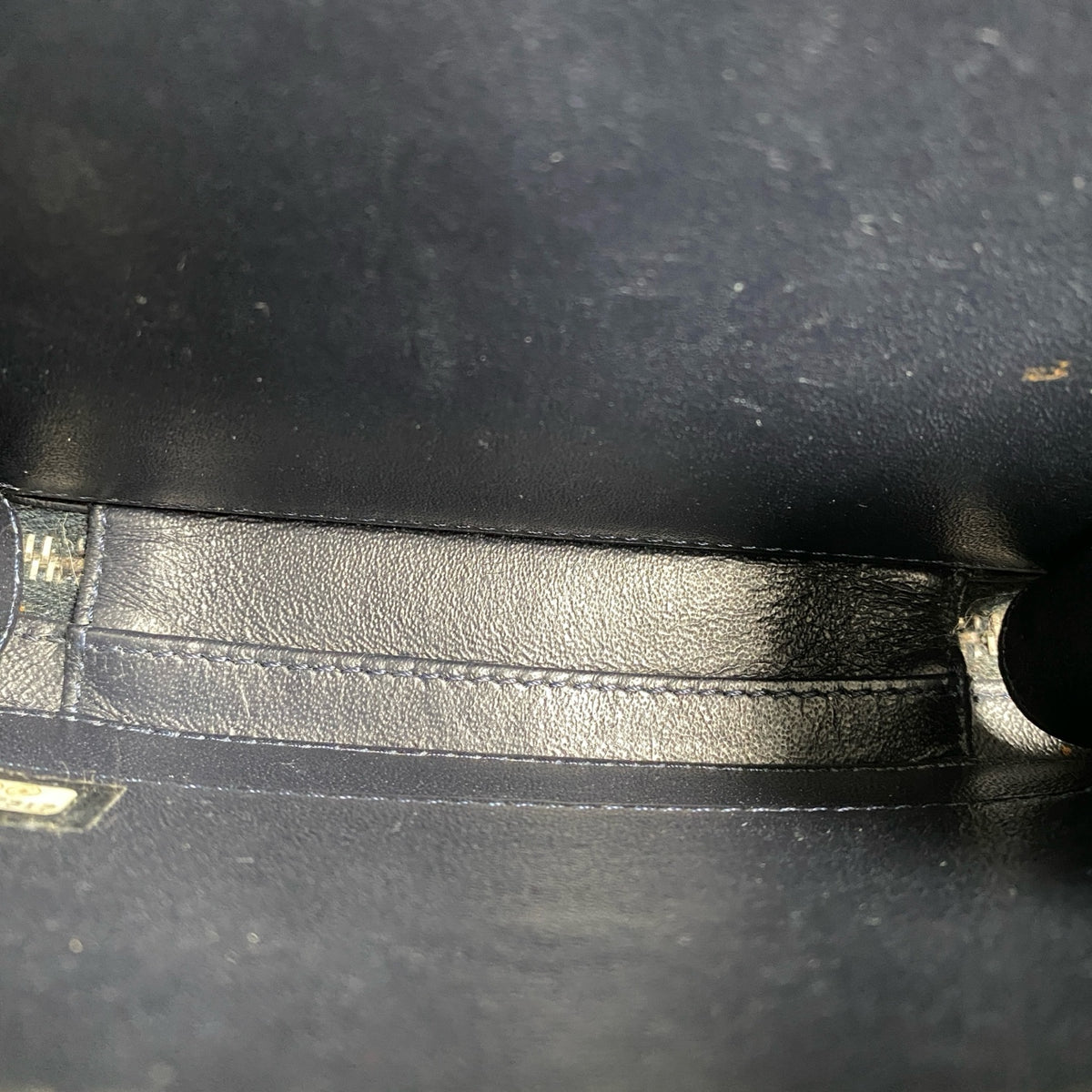 Chanel - Vanity Case - Leather - Navy - (mini)