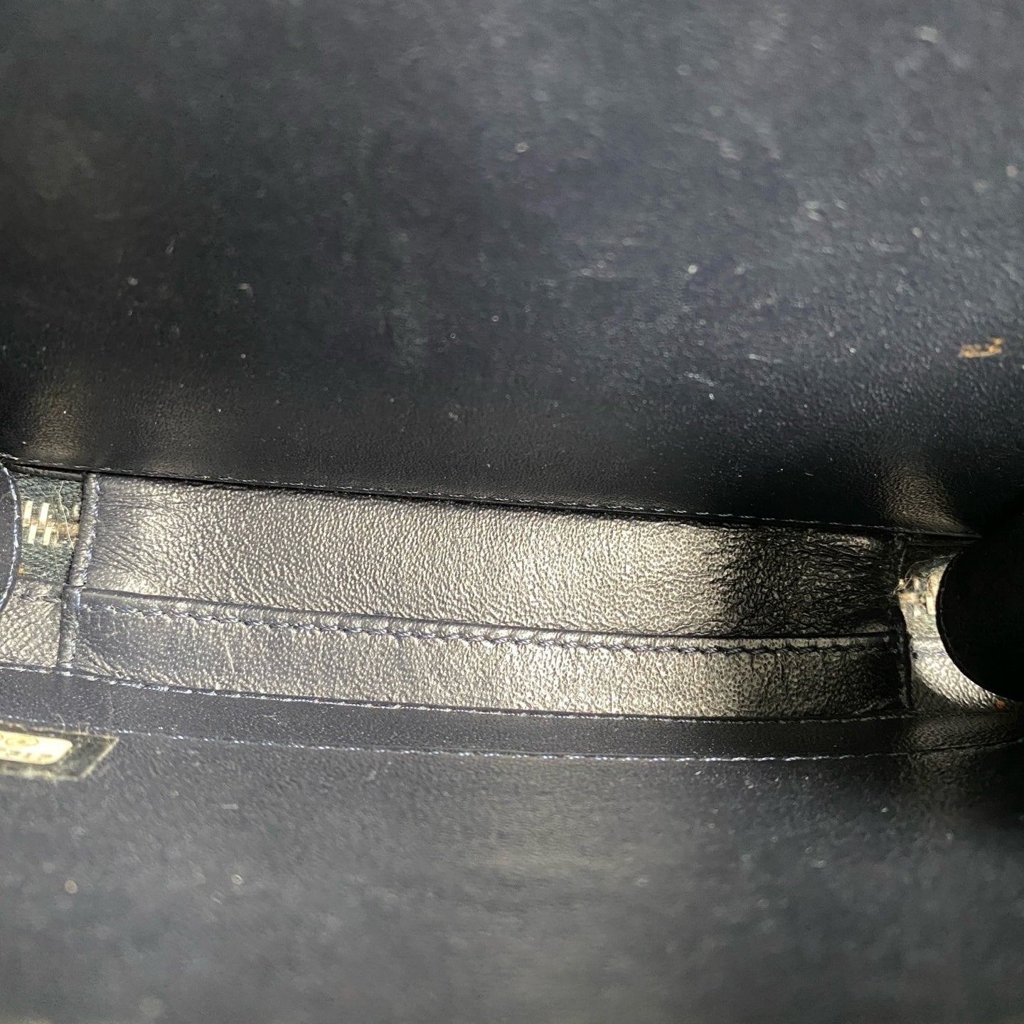 Chanel - Vanity Case - Leather - Navy - (small)