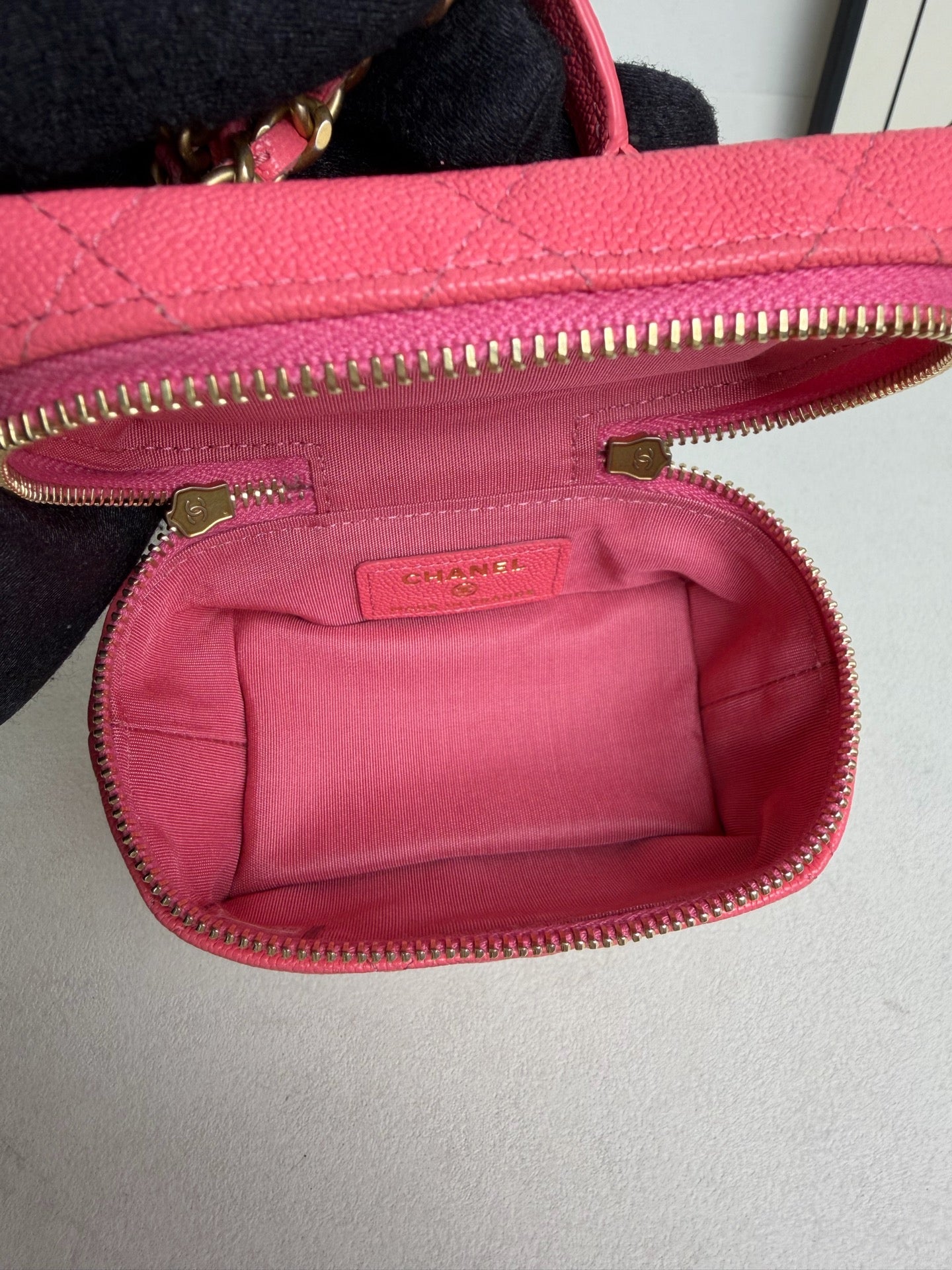 Chanel - Vanity Case - Leather - Pink - (mini)