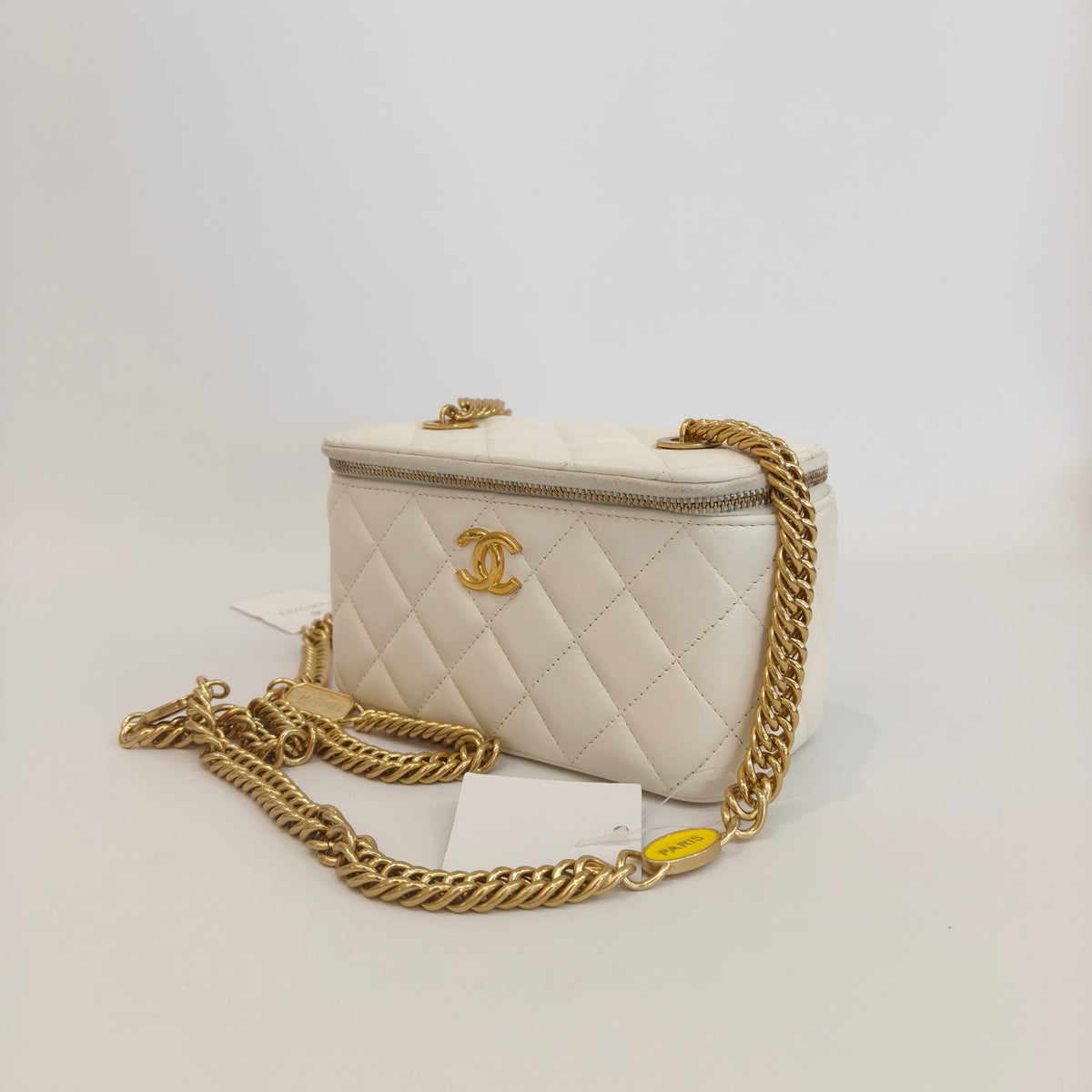 Chanel - Vanity Case - Leather - White