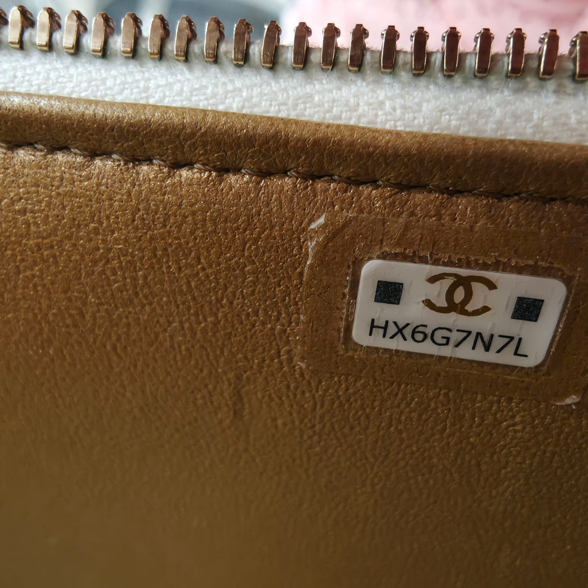Chanel - Vanity Case - Leather - White
