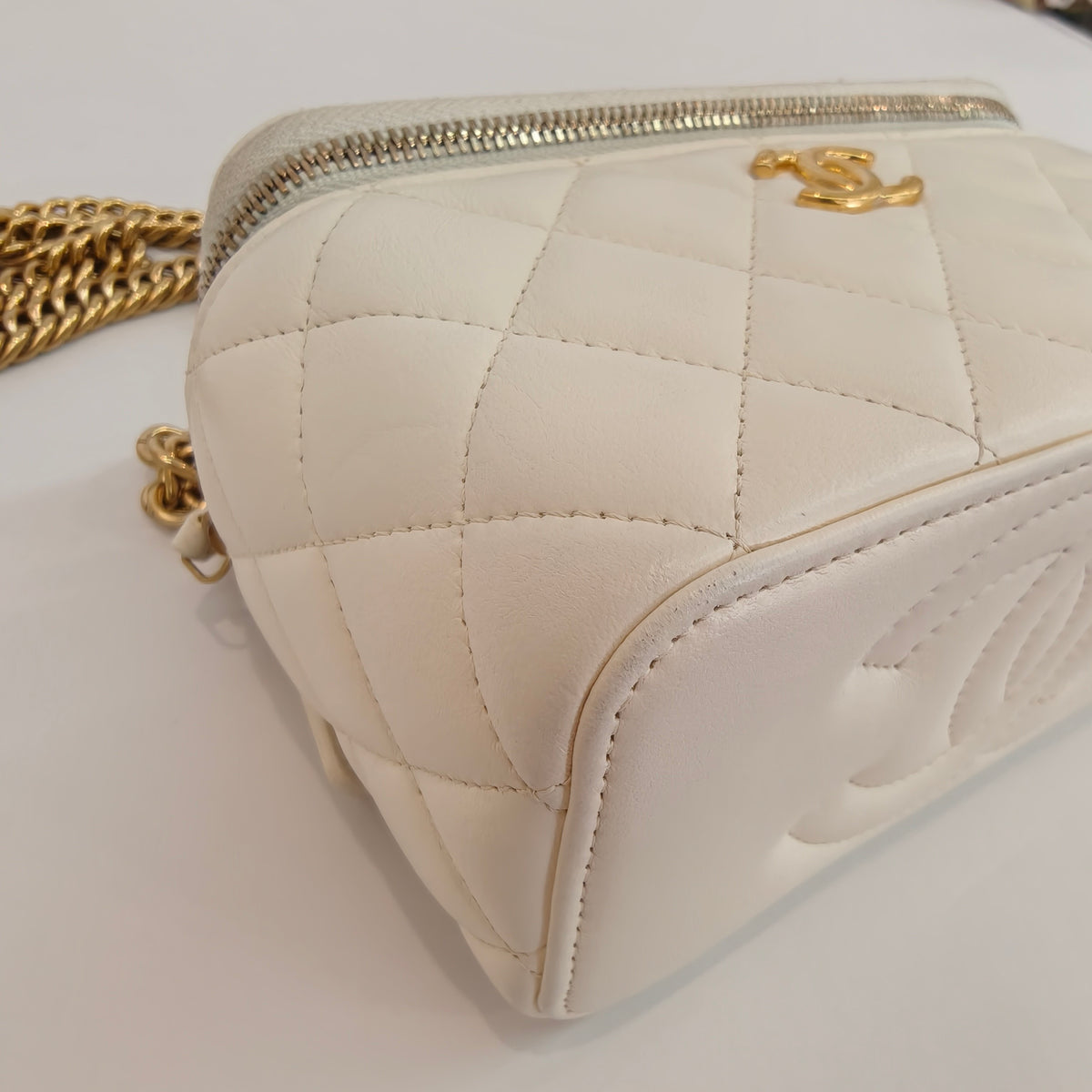 Chanel - Vanity Case - Leather - White