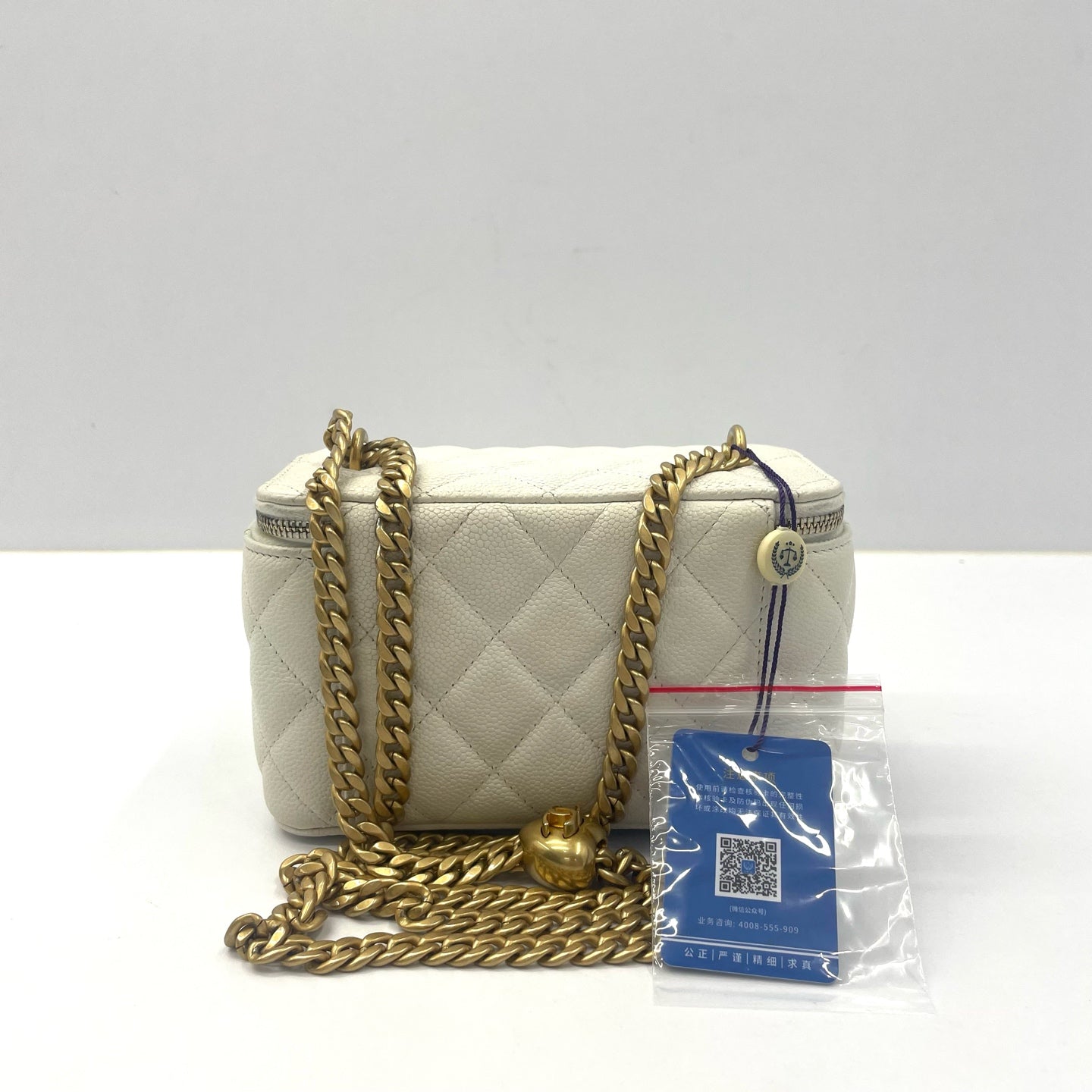 Chanel - Vanity Case - Leather - White - (mini)