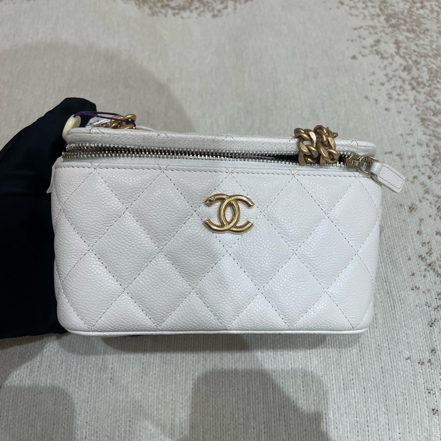 Chanel - Vanity Case - Leather - White - (mini)