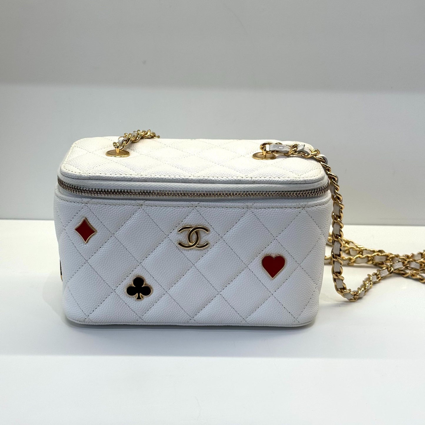 Chanel - Vanity Case - Pebbled calfskin leather - White with Gold-Tone Hardware - (mini)