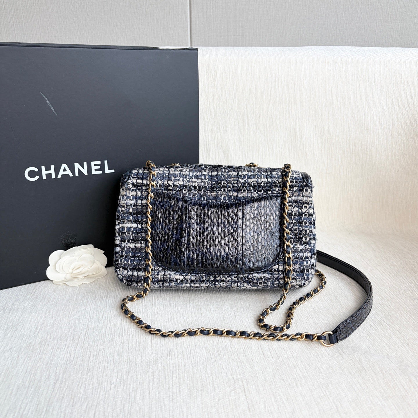 Chanel - Vanity Case - Tweed - Blue - (mini)