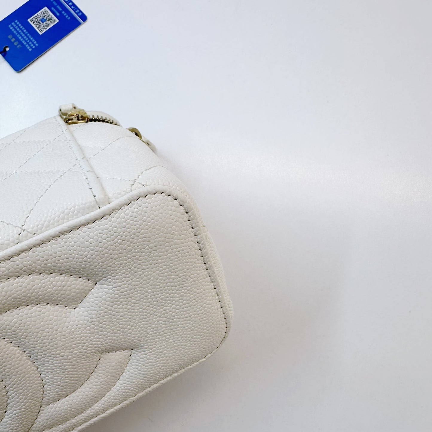 Chanel - Vanity Case with Chain - Leather - White