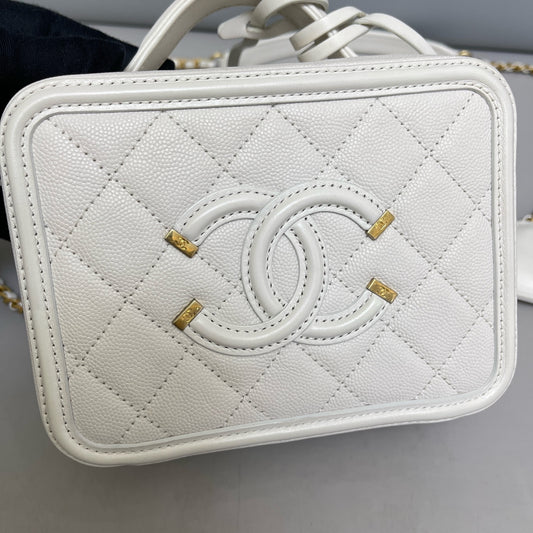 Chanel - Vanity - Leather - White - (small)