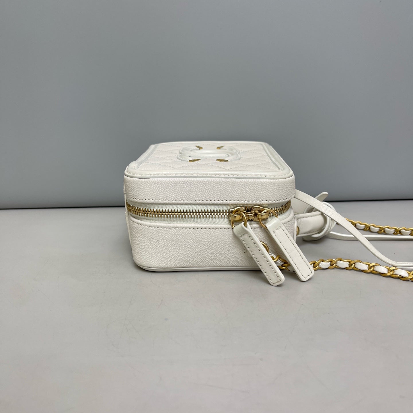 Chanel - Vanity - Leather - White - (small)