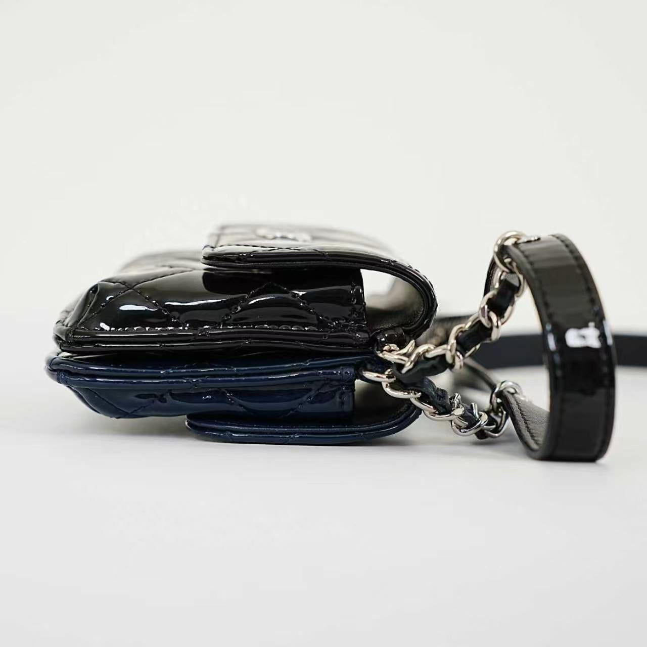 Chanel - Waist Bag - Patent leather - Black - (mini)