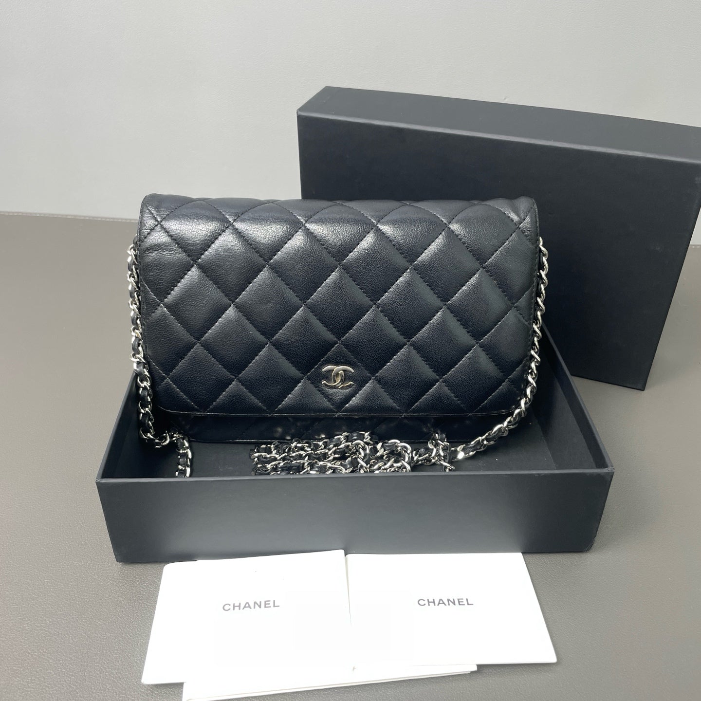 Chanel - Wallet on Chain - Leather - Black - (mini)