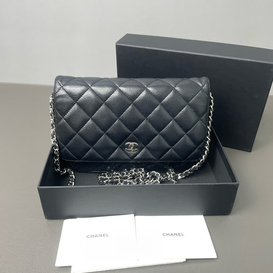 Chanel - Wallet on Chain - Leather - Black - (mini)