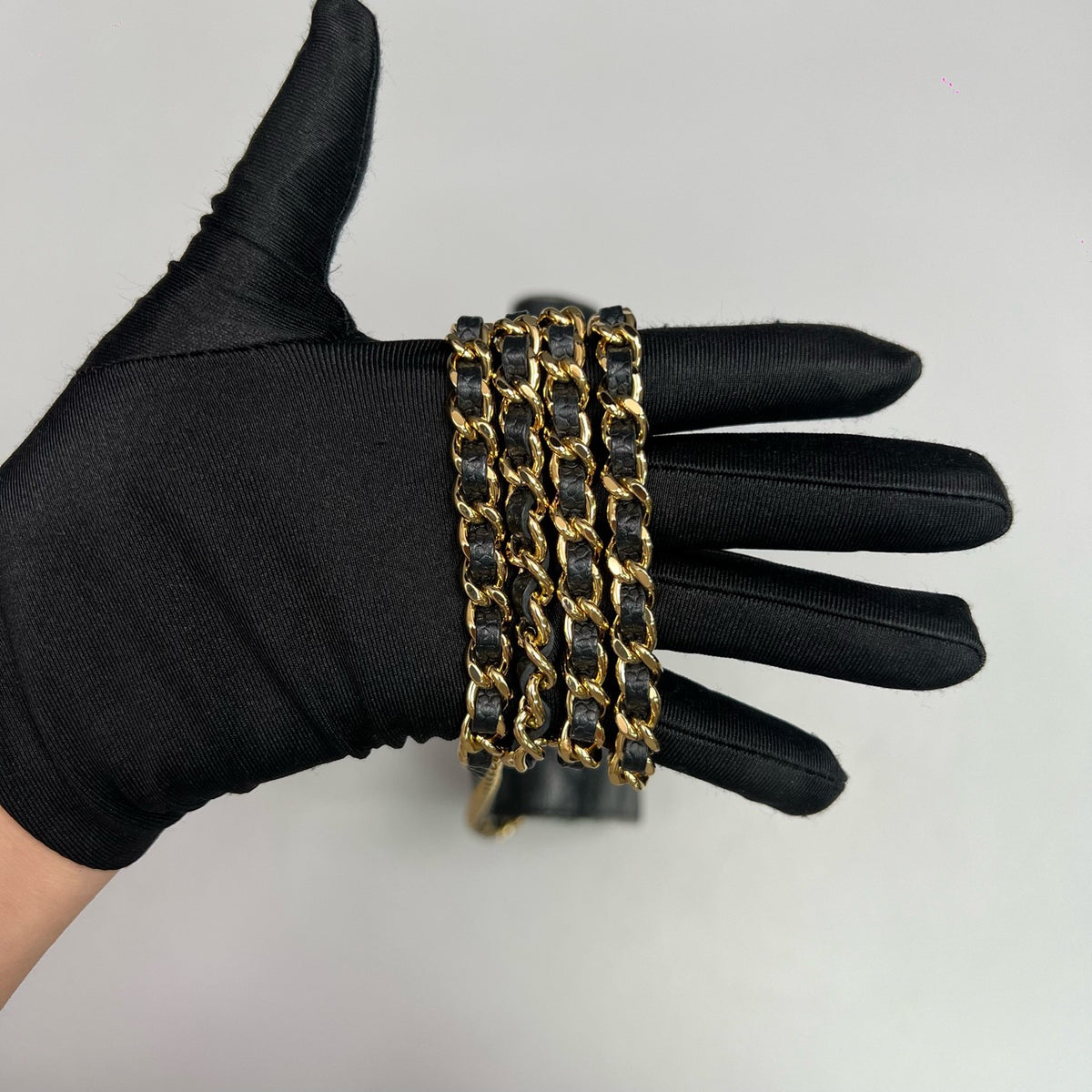 Chanel - Wallet on Chain - Leather - Black - (small)