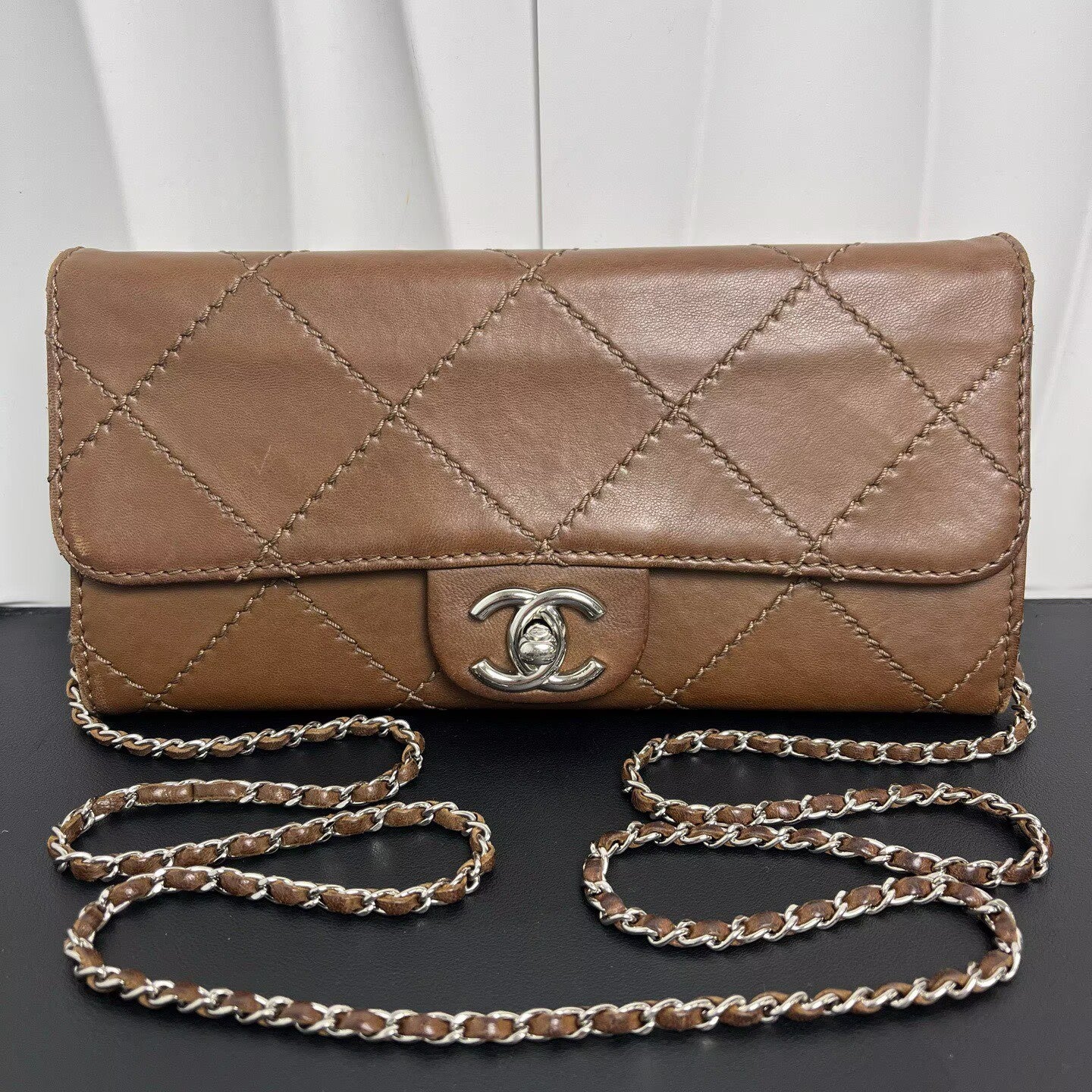 Chanel - Wallet on Chain - Leather - Brown - (mini)