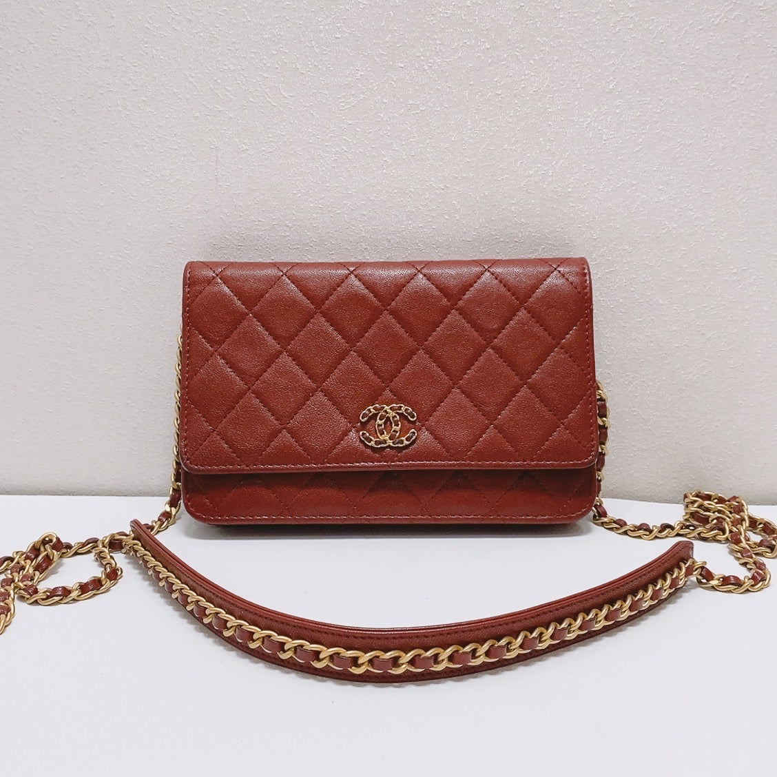 Chanel - Wallet on Chain - Leather - Burgundy - (mini)