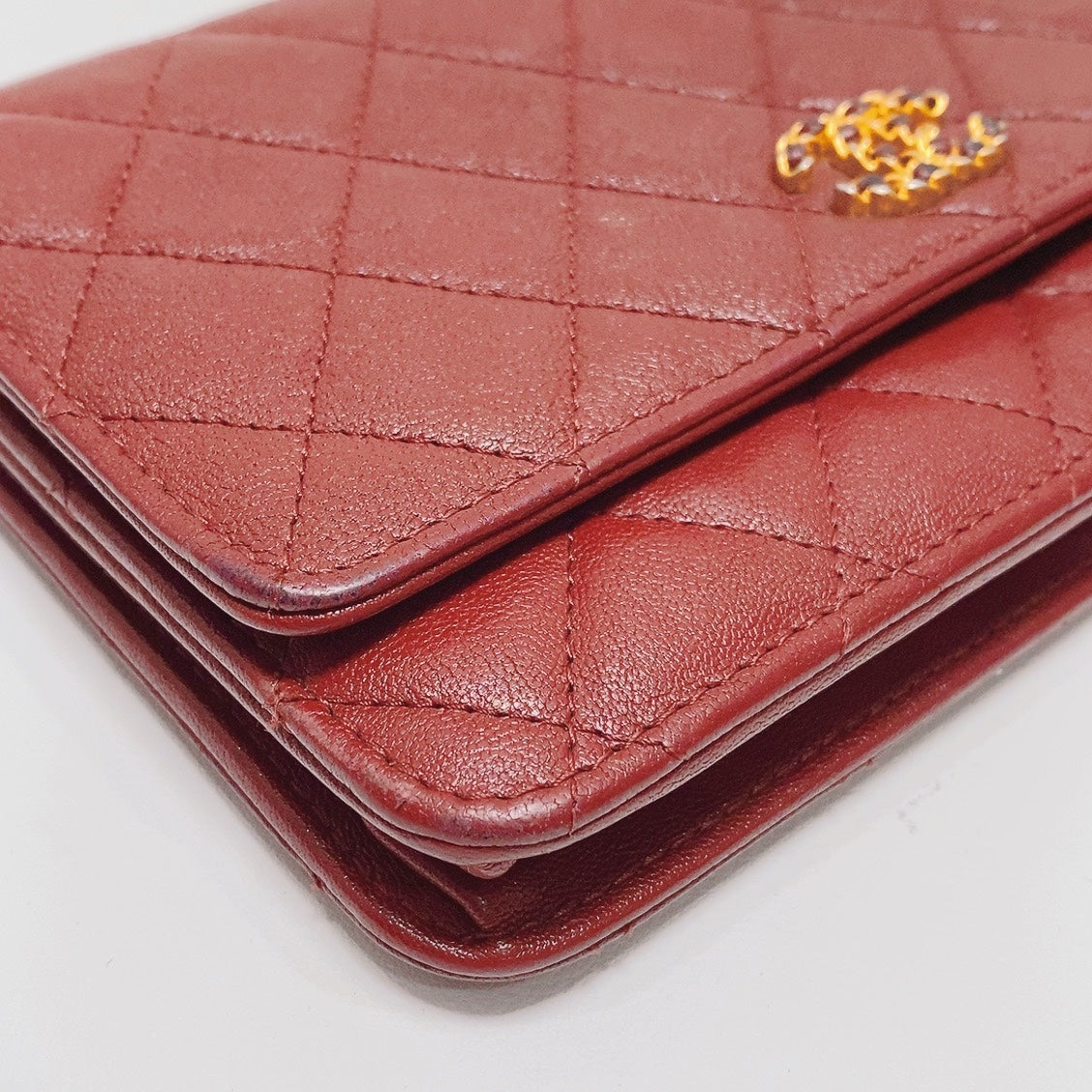 Chanel - Wallet on Chain - Leather - Burgundy - (mini)