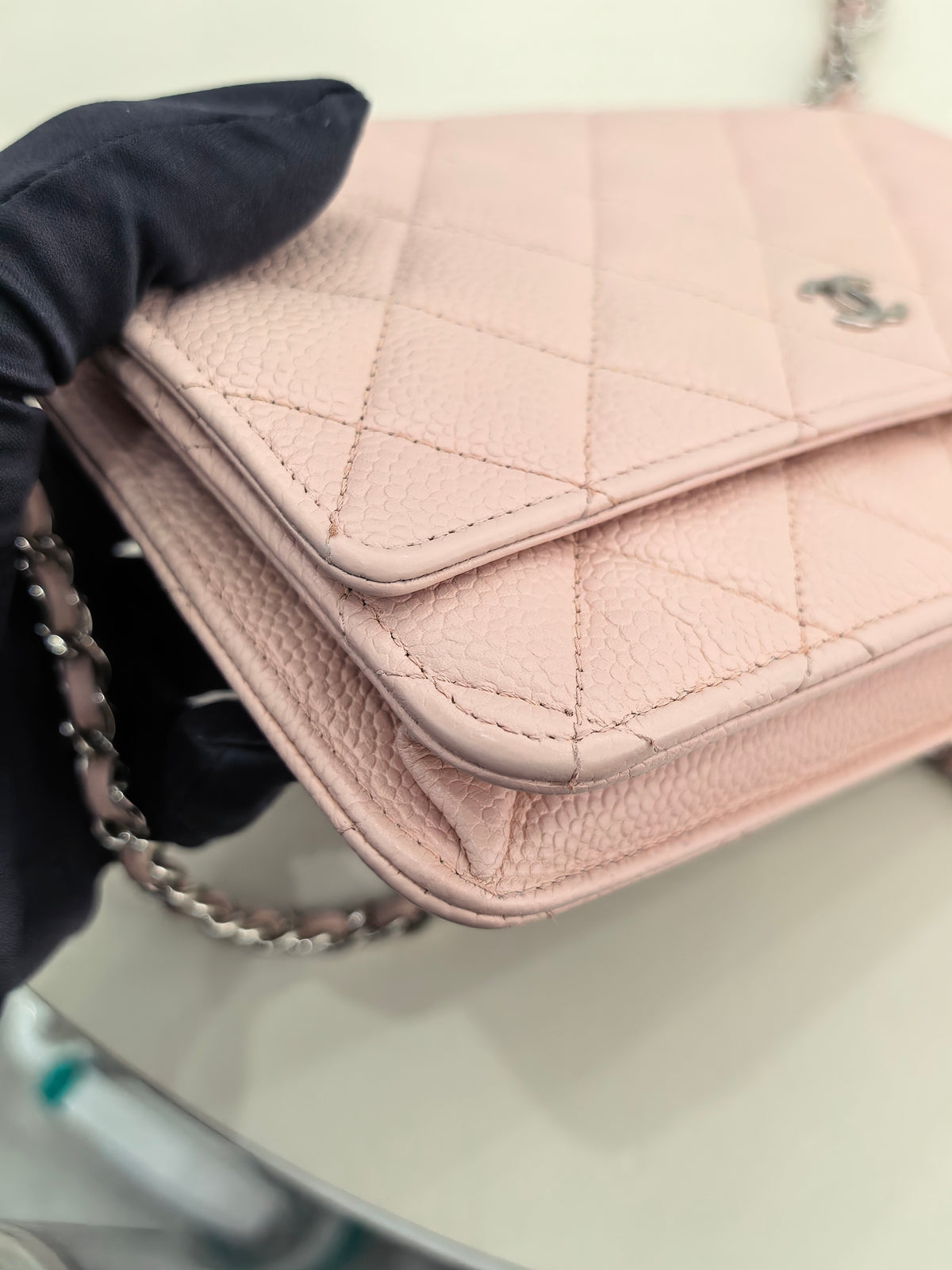 Chanel - Wallet on Chain - Leather - Pink - (small)