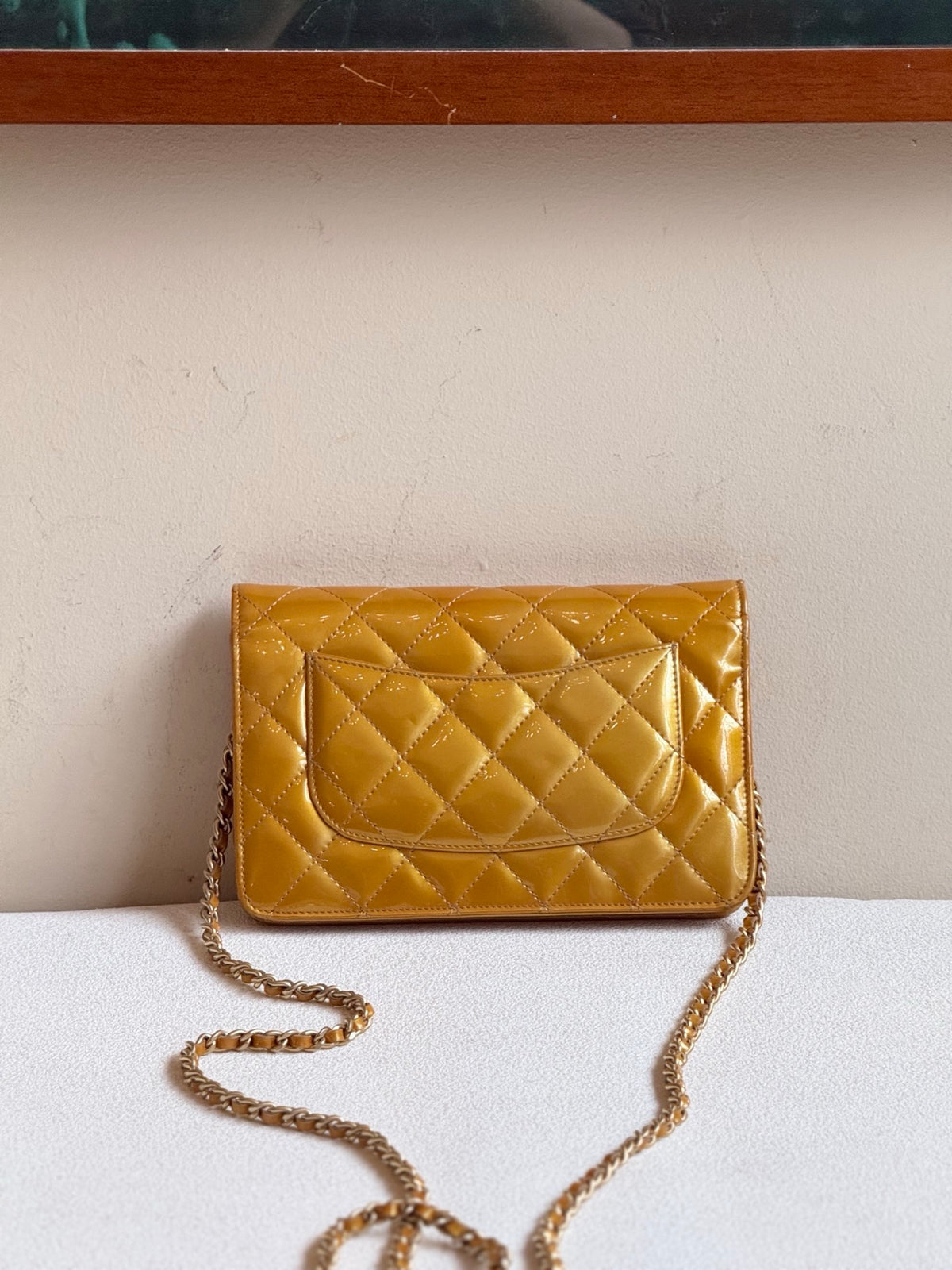 Chanel - Wallet on Chain - Patent leather - Gold - (small)