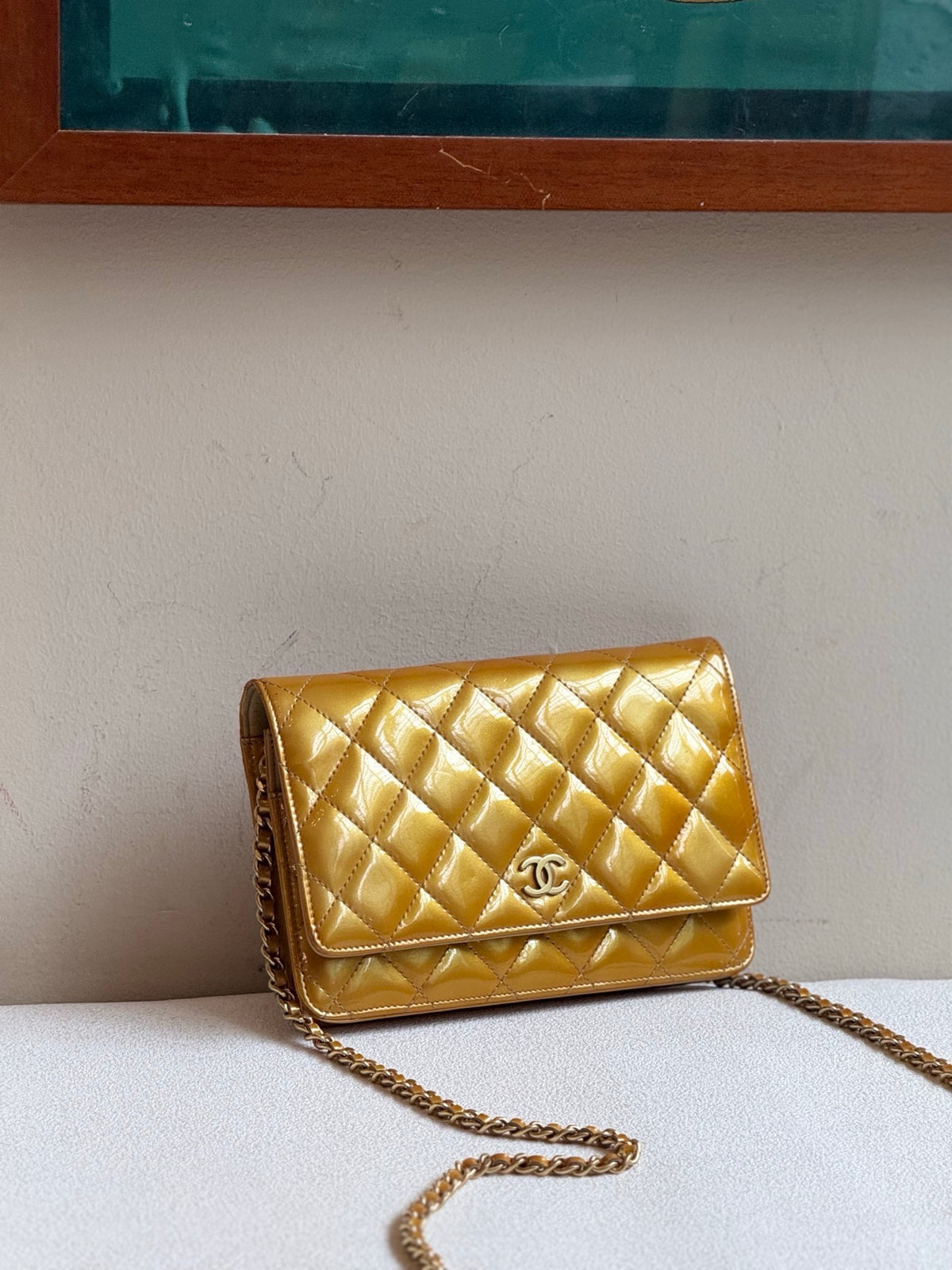 Chanel - Wallet on Chain - Patent leather - Gold - (small)