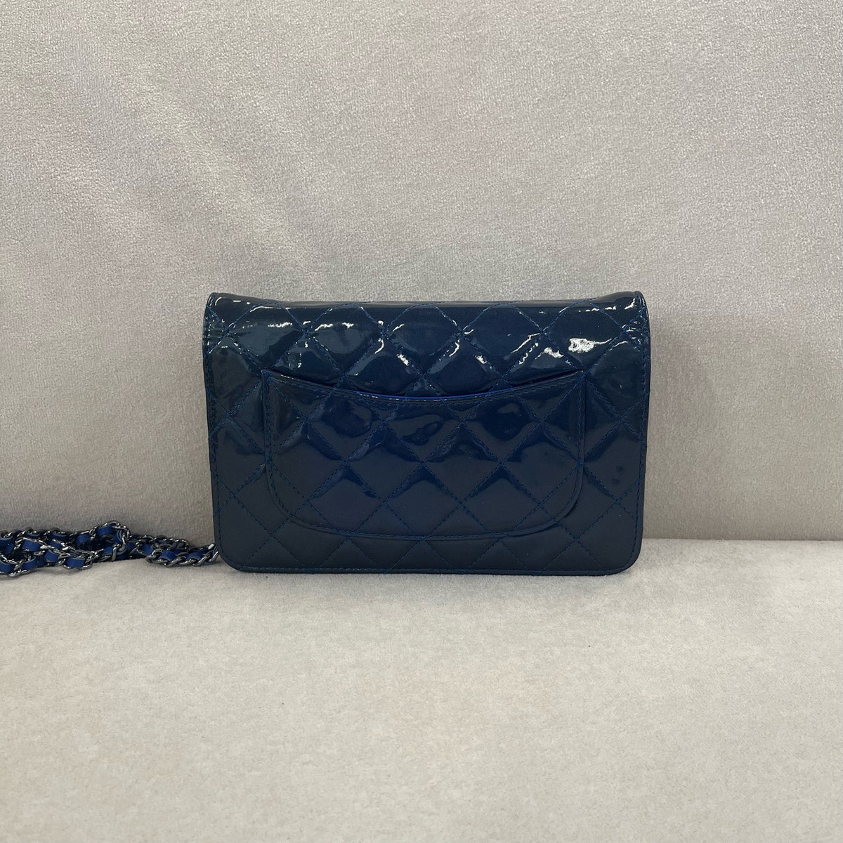 Chanel - Wallet on Chain - Patent leather - Navy - (small)