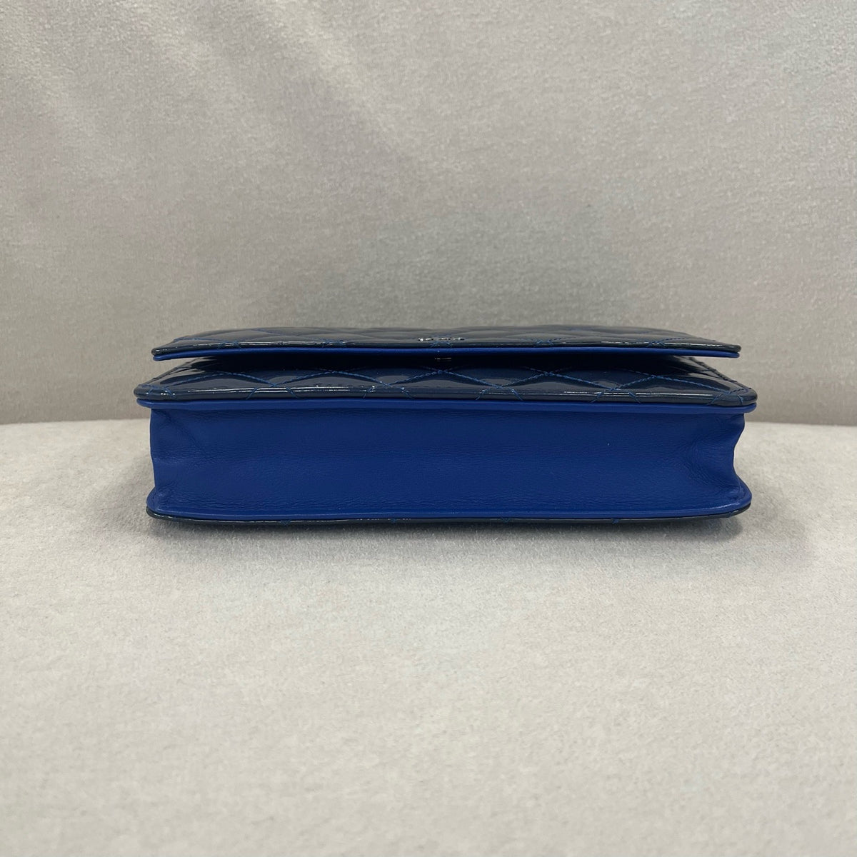 Chanel - Wallet on Chain - Patent leather - Navy - (small)