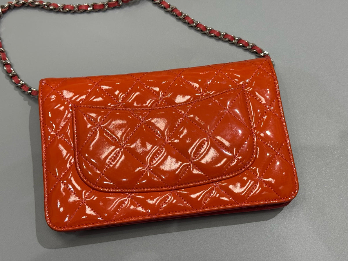 Chanel - Wallet on Chain - Patent leather - Orange - (small)