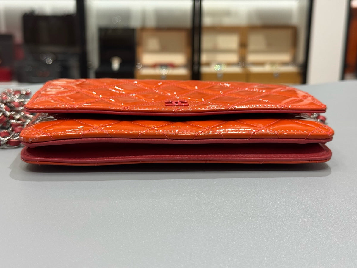 Chanel - Wallet on Chain - Patent leather - Orange - (small)