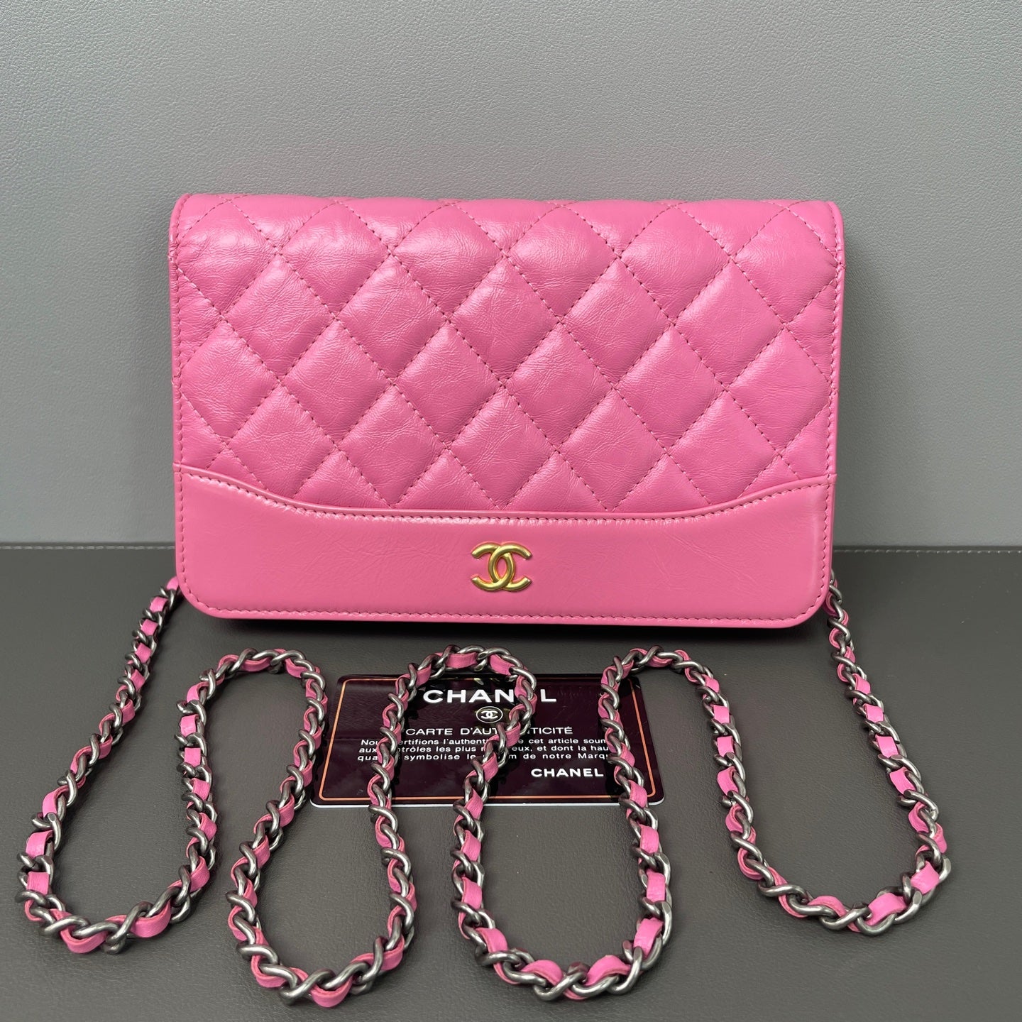 Chanel Wallet On Chain (WOC) Leather Pink - view 1