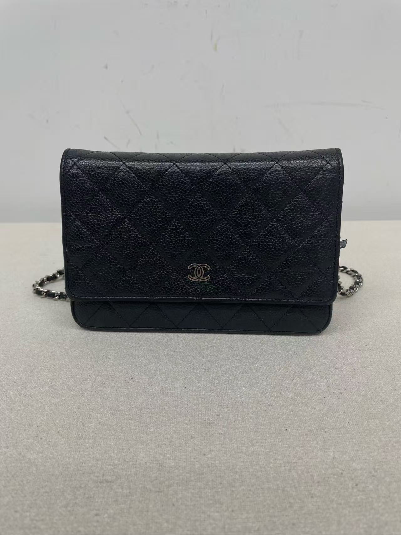 Chanel - Wallet On Chain (WOC) - Caviar leather - Black with Silver-Tone Hardware - (mini)