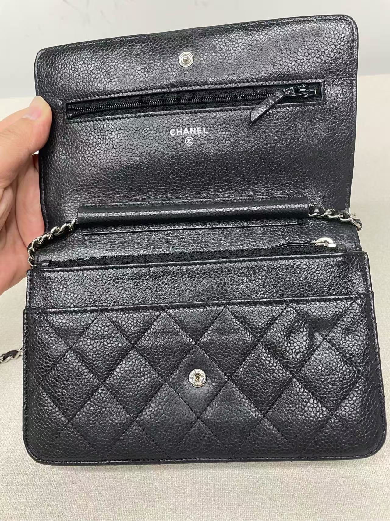Chanel - Wallet On Chain (WOC) - Caviar leather - Black with Silver-Tone Hardware - (mini)