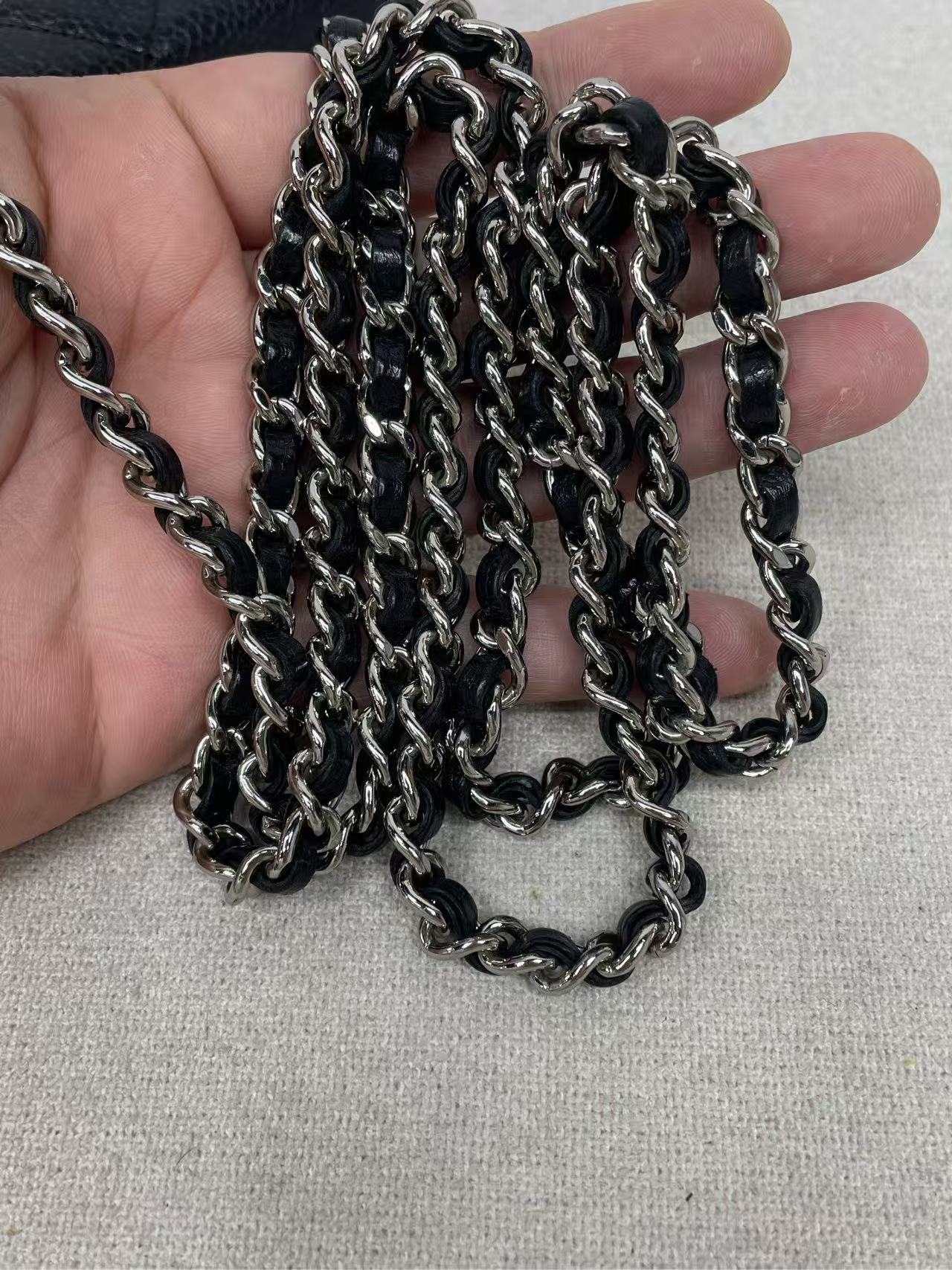 Chanel - Wallet On Chain (WOC) - Caviar leather - Black with Silver-Tone Hardware - (mini)