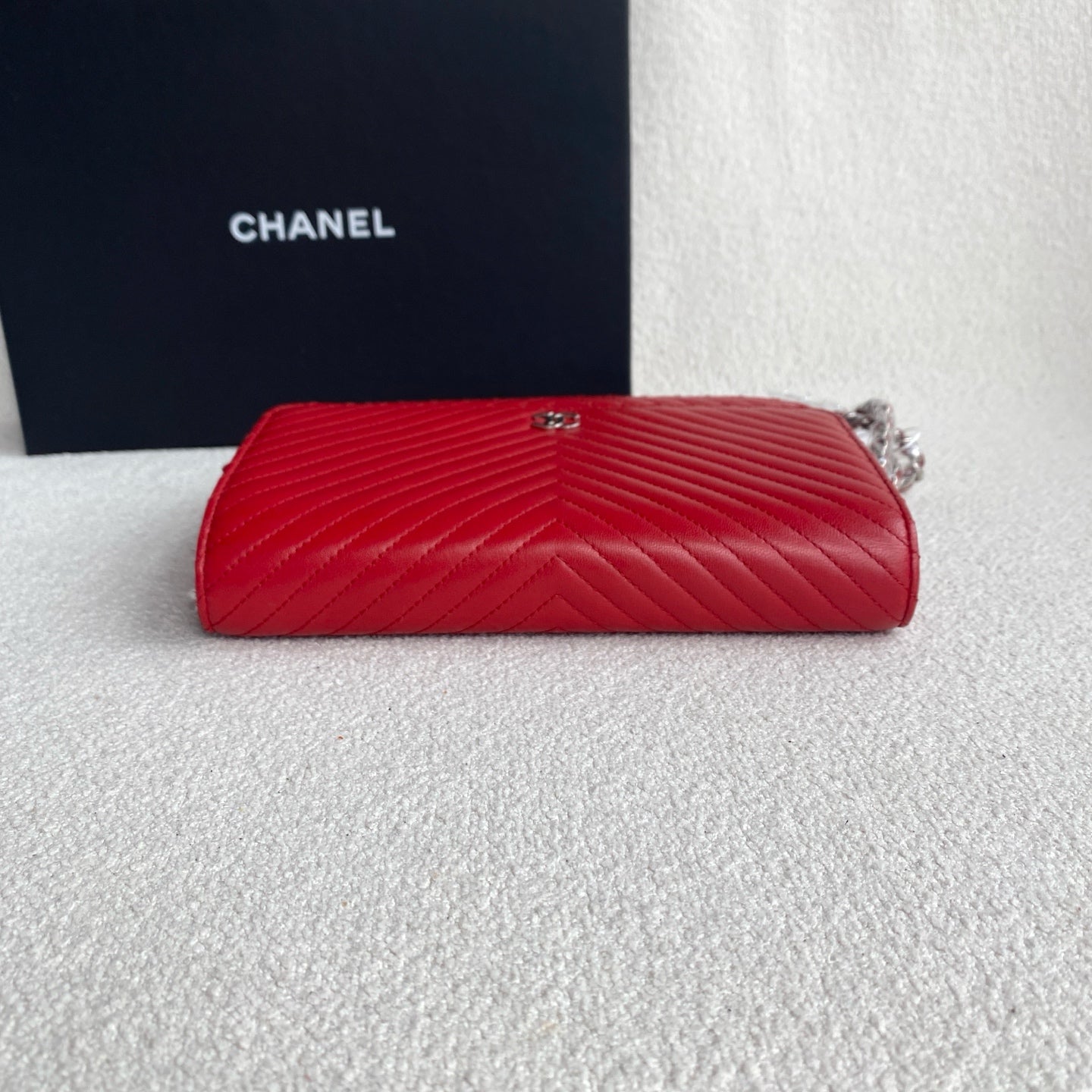 Chanel - Wallet on Chain (WOC) - Lambskin leather - Red - (mini)