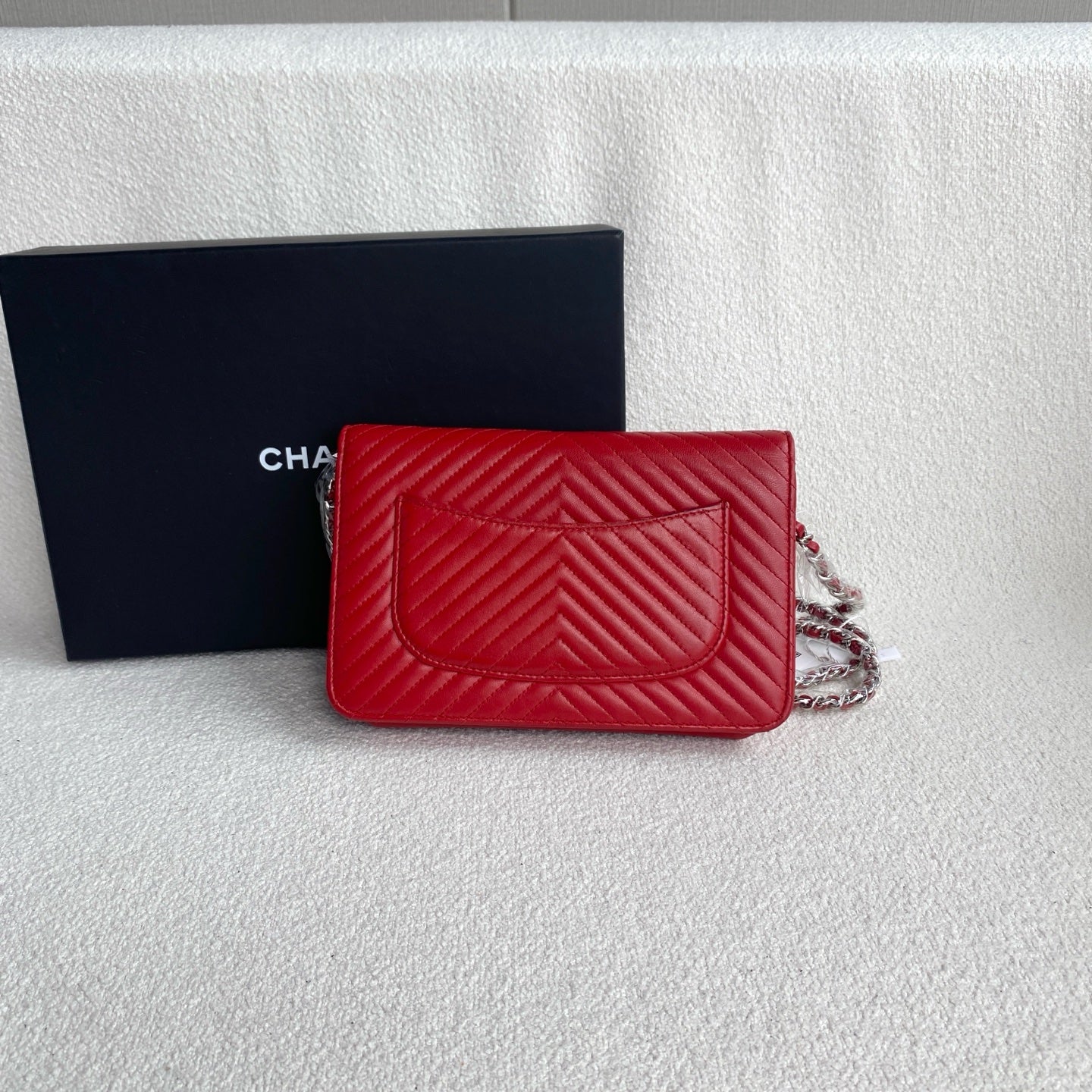 Chanel - Wallet on Chain (WOC) - Lambskin leather - Red - (mini)