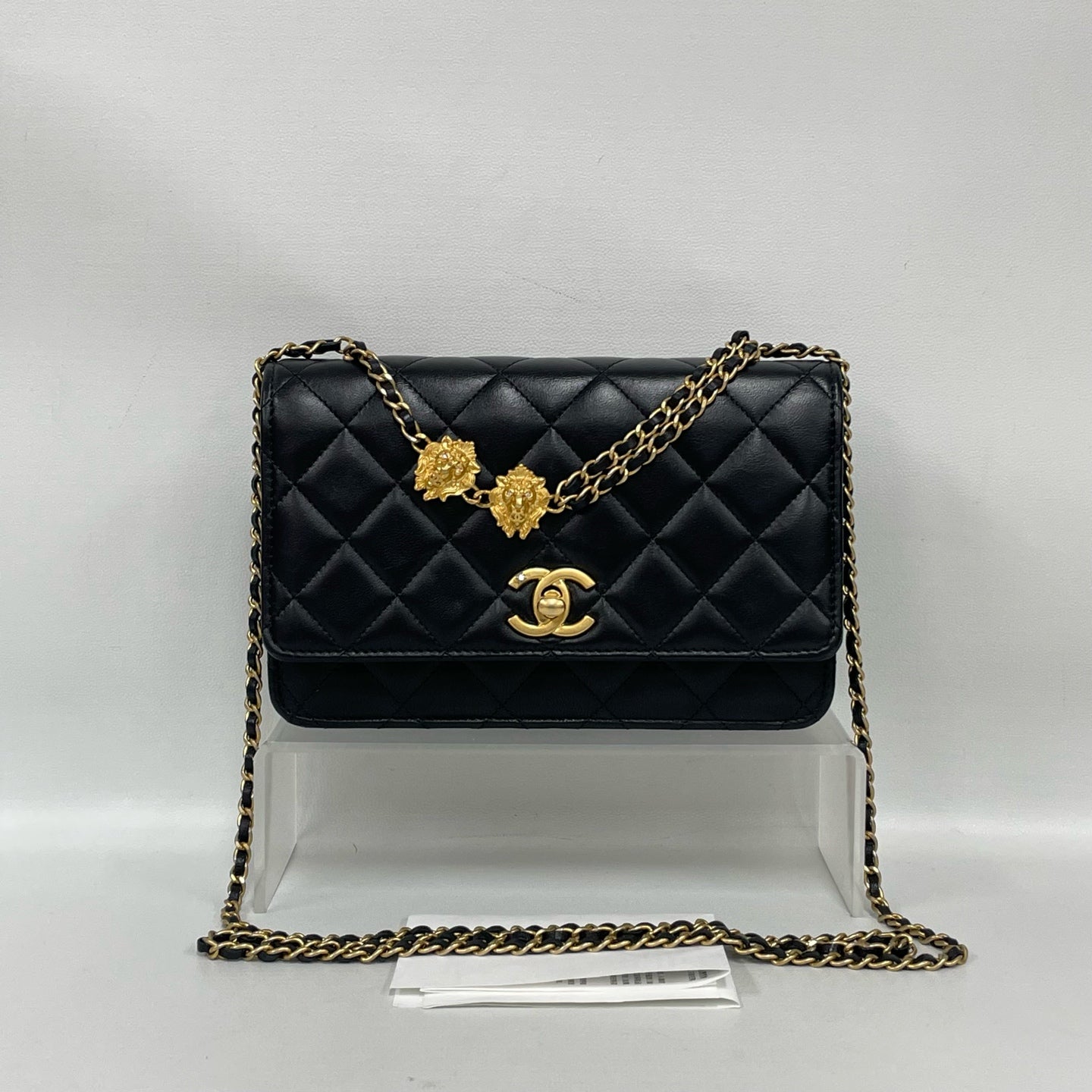 Chanel - Wallet on Chain (WOC) with Lion Pendants - Lambskin leather - Black with Gold-Tone Hardware - (mini)