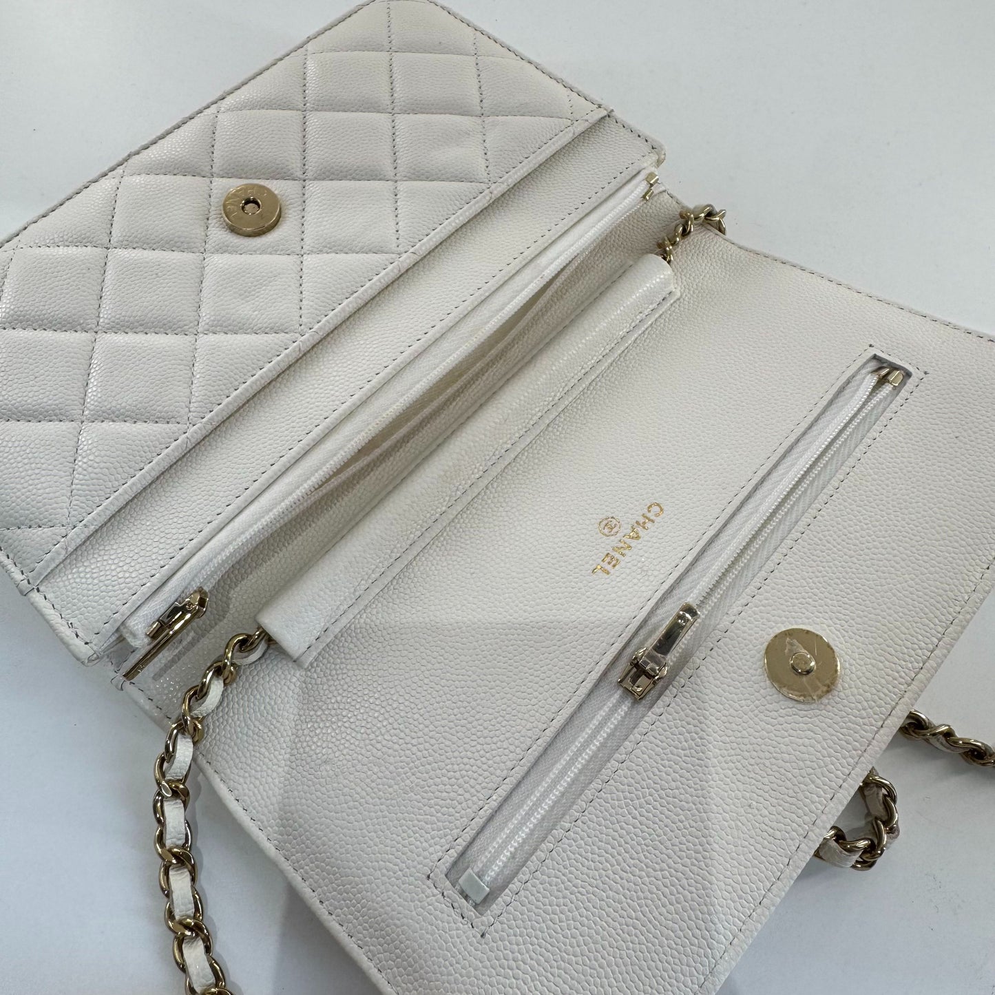 Chanel - WOC - Leather - White