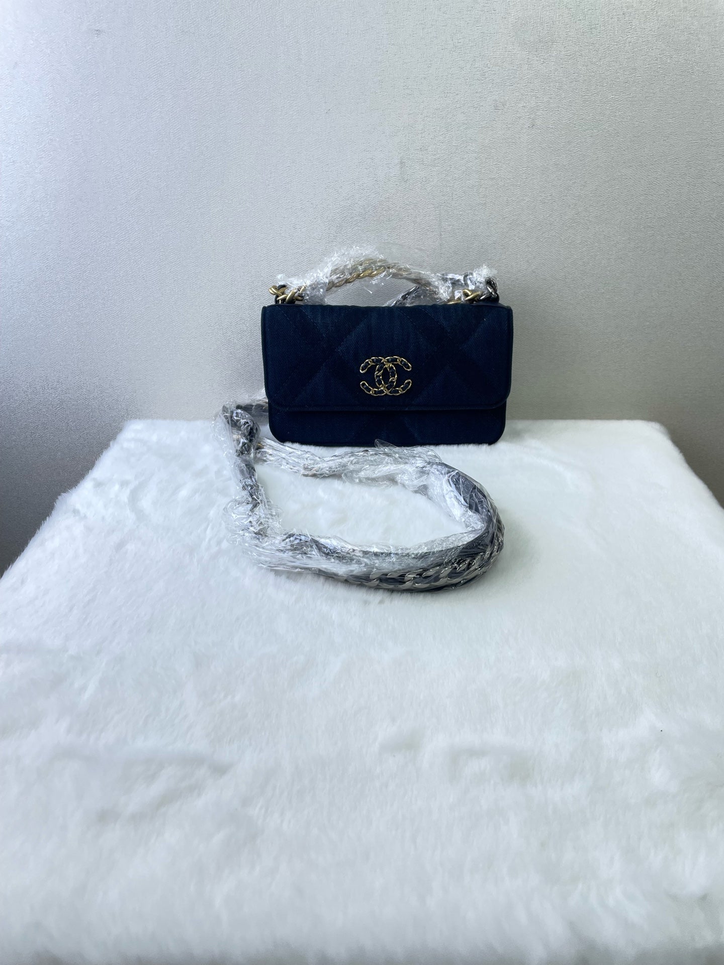 Chanel - WOC - Denim - Jeans - Blue - (mini)
