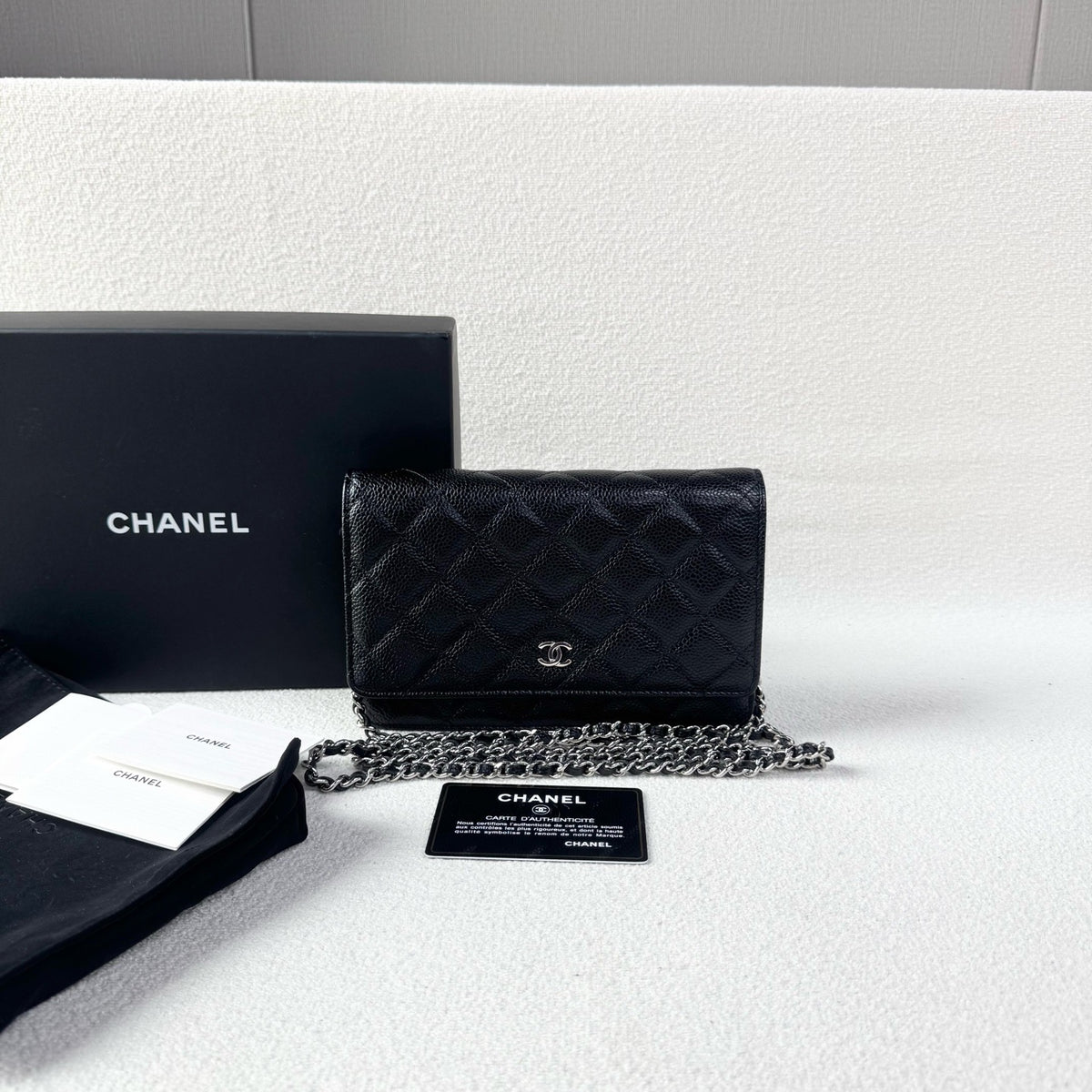 Chanel - WOC - Leather - Black - (mini)