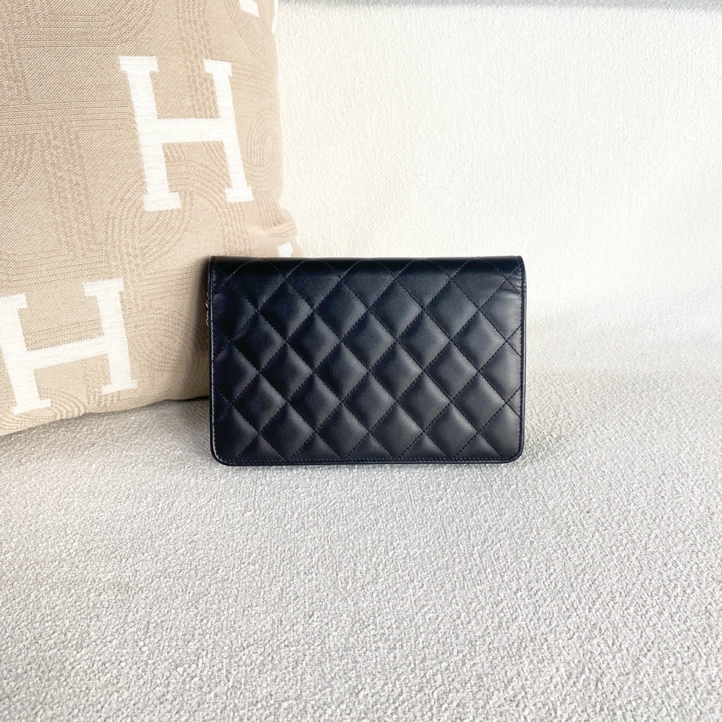 Chanel - WOC - Leather - Black - (mini)