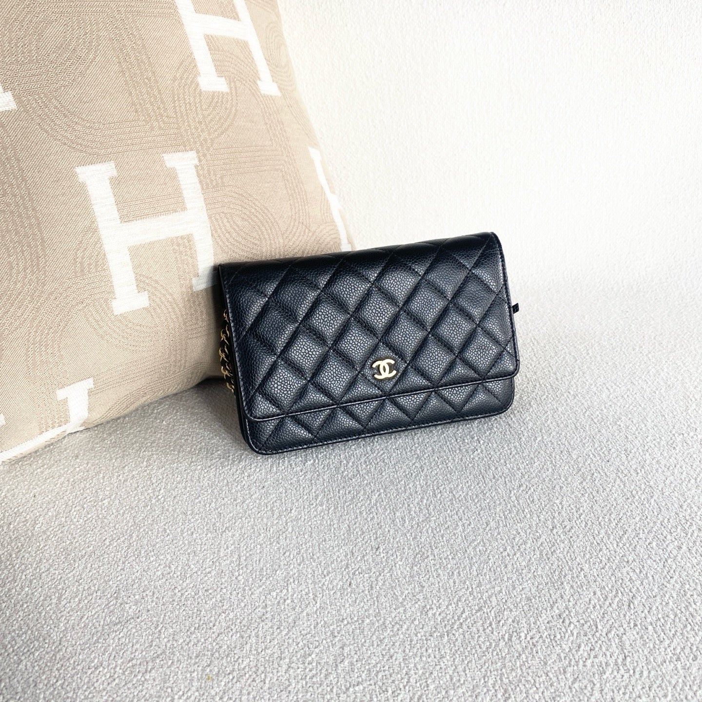 Chanel - WOC - Leather - Black - (mini)