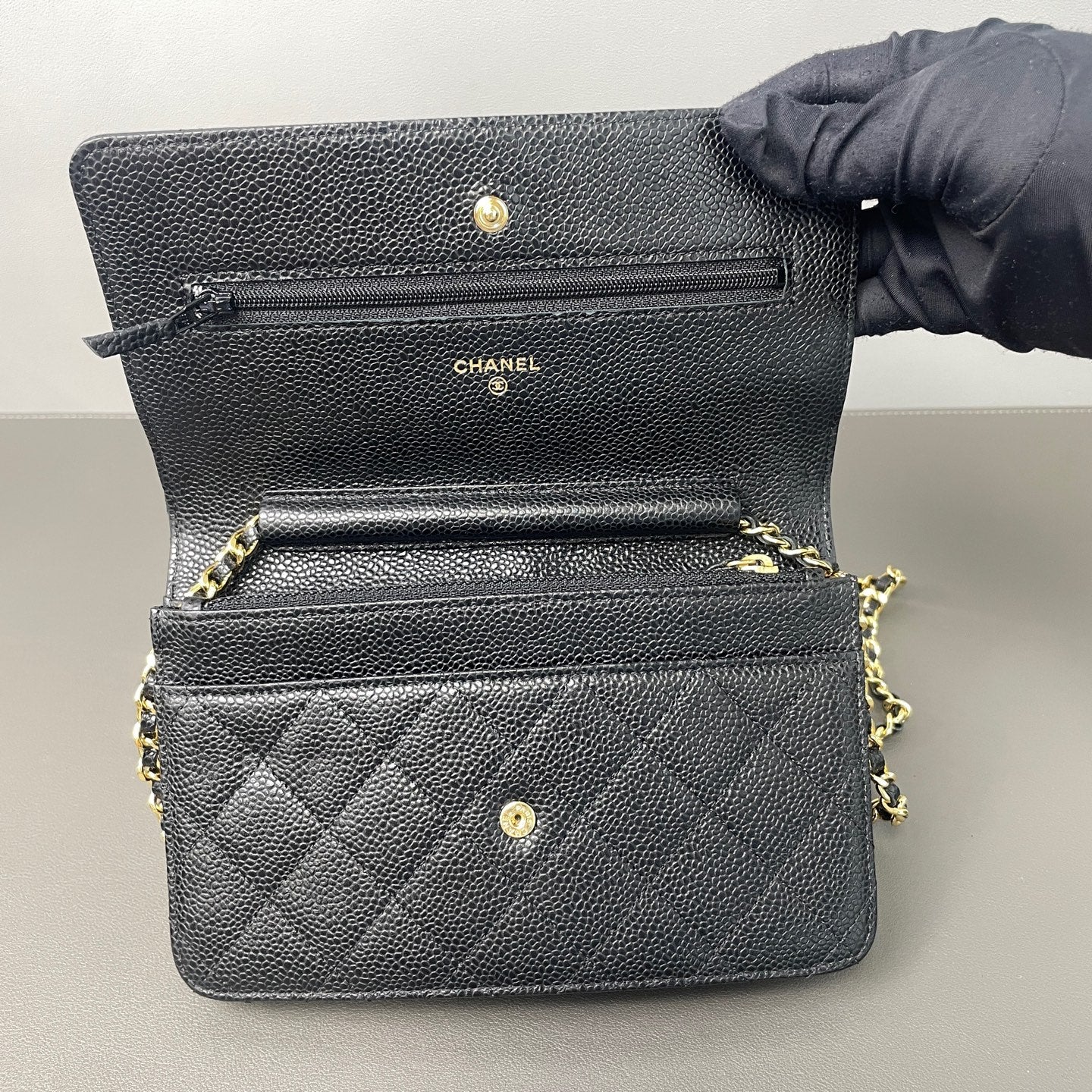 Chanel - WOC - Leather - Black - (mini)