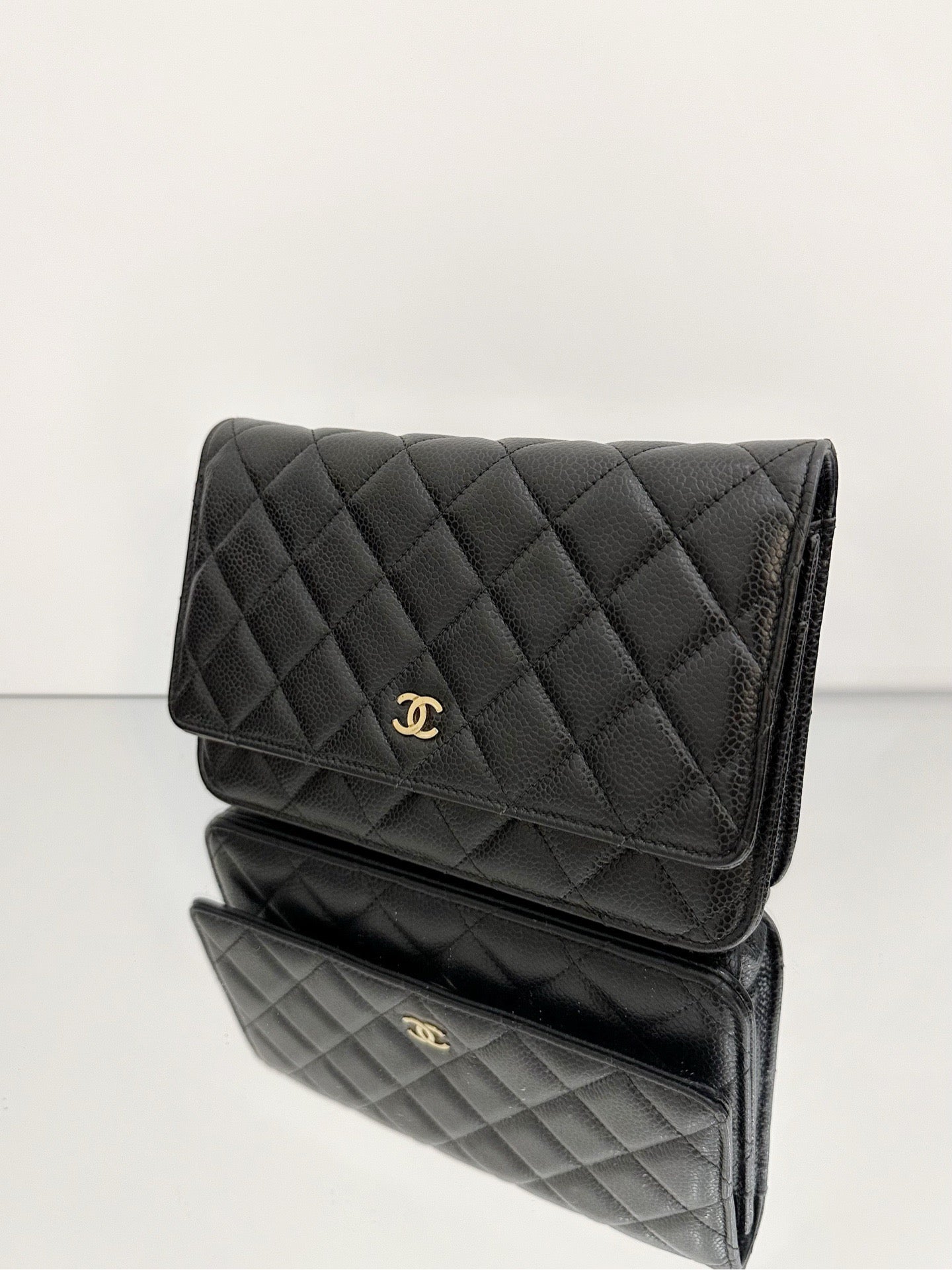 Chanel - WOC (Wallet on Chain) - Caviar leather - Black - (mini)