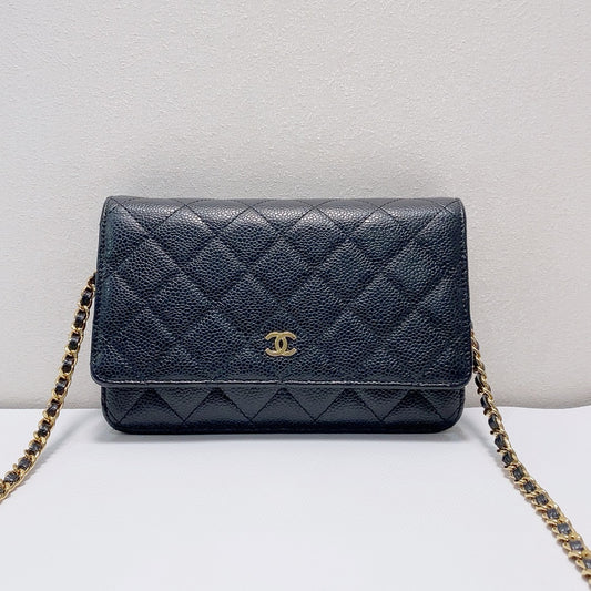 Chanel - WOC (Wallet On Chain) - Caviar leather - Black with Gold-Tone Hardware - (mini)