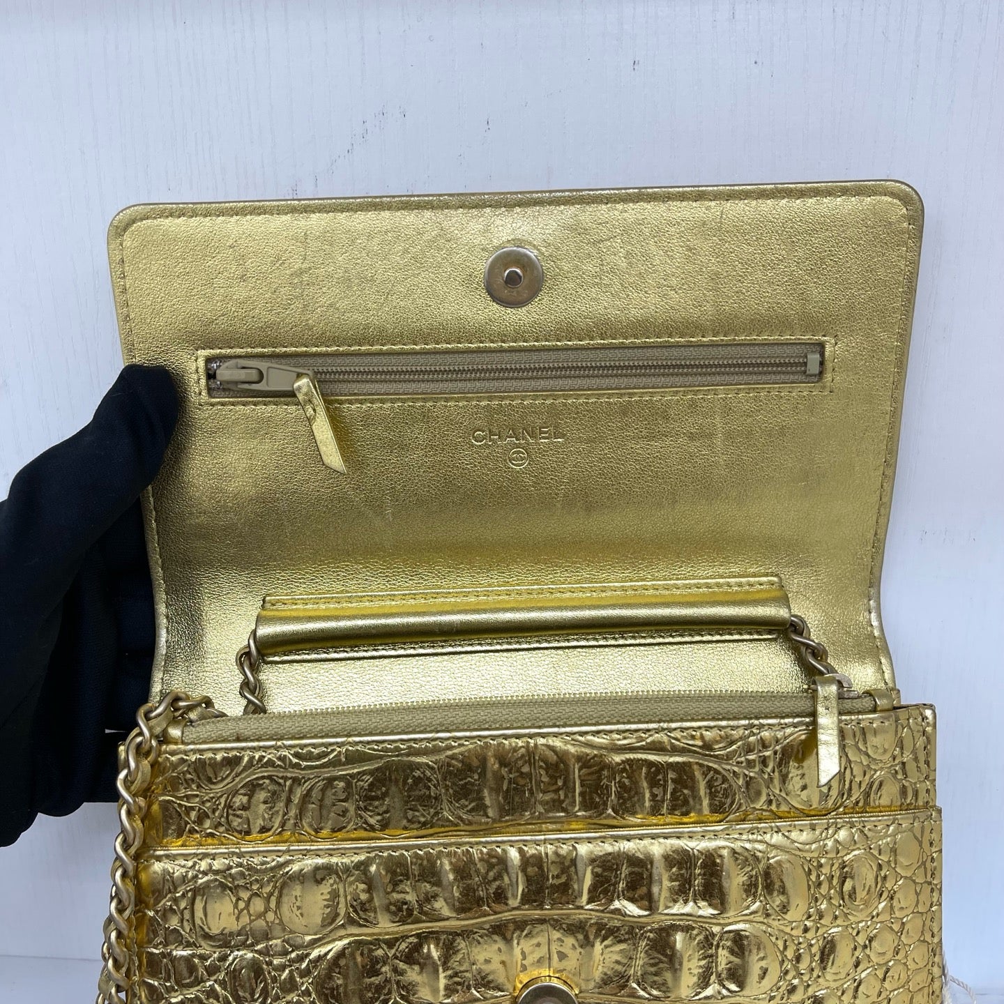 Chanel - WOC (Wallet on Chain) - Crocodile embossed leather - Gold - (mini)